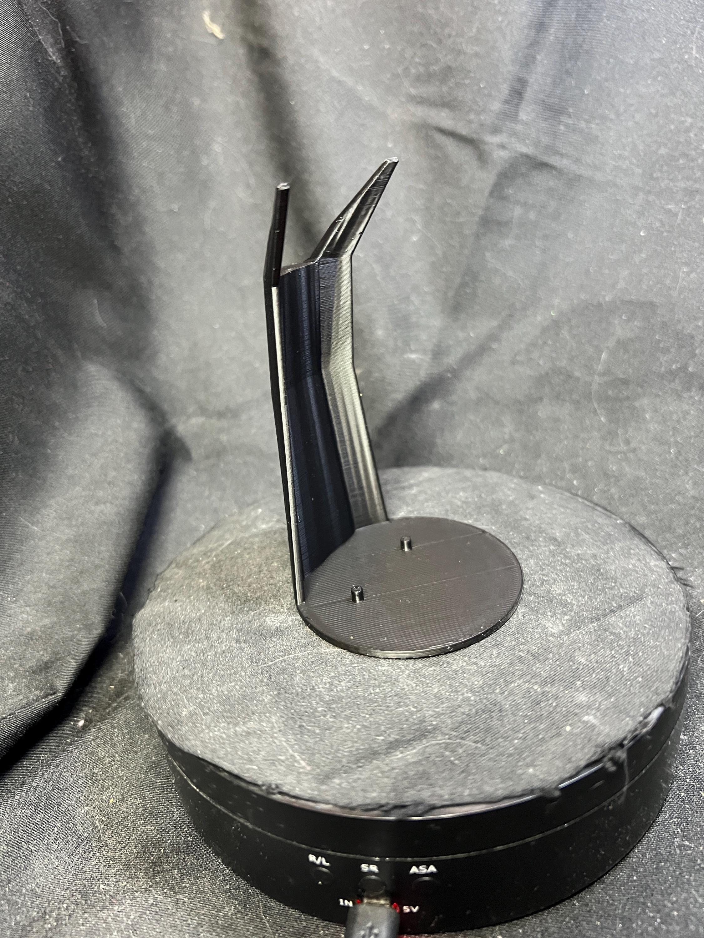 3 Action Figure Stand with Backrest for 1/12 scale Black series