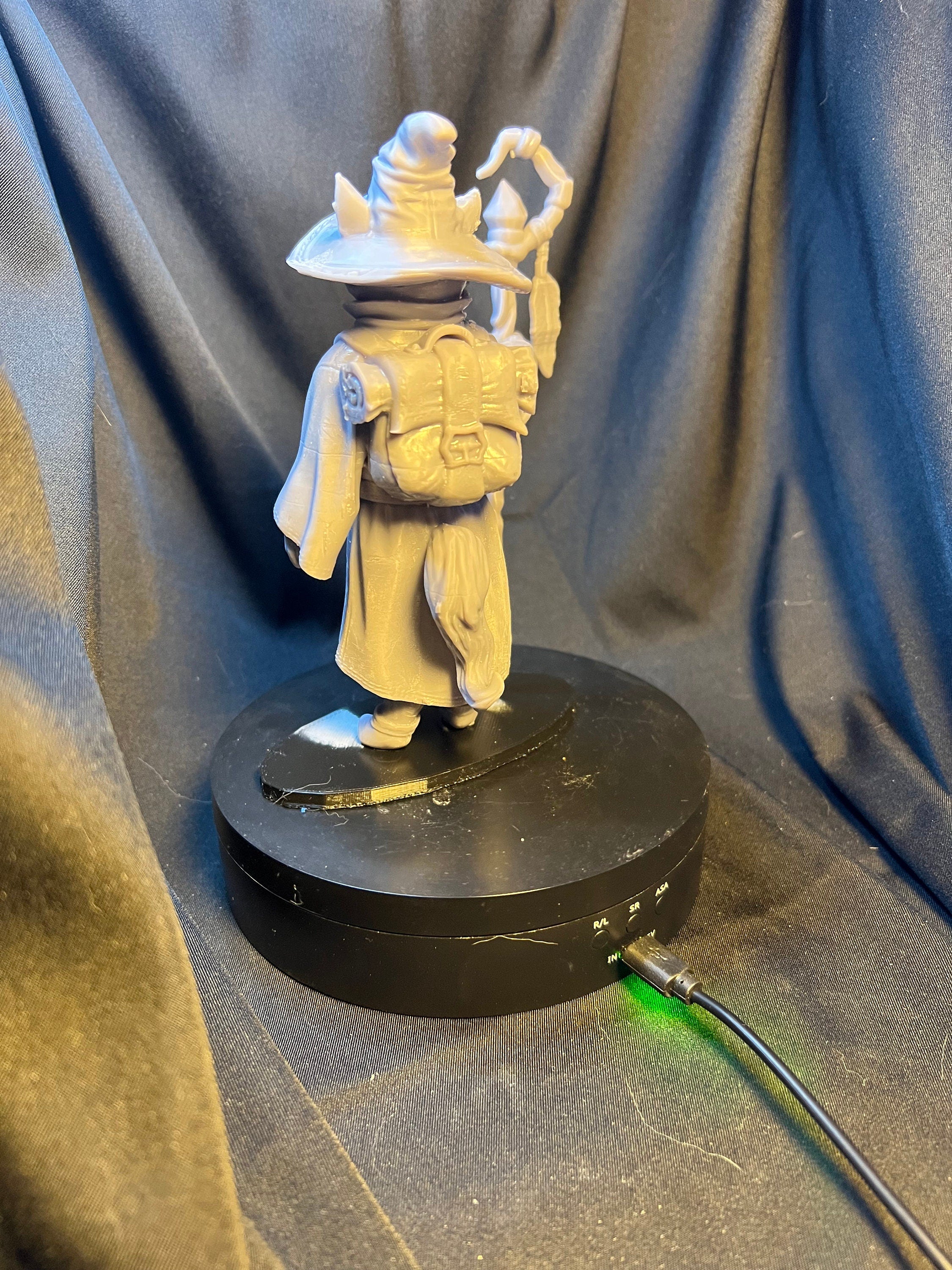 Cat Wizard Figure / Fantasy Mage Figurine