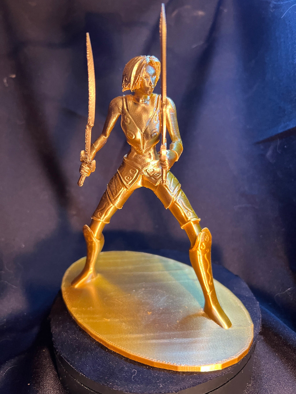 Dark Elf Warrior / Fantasy Elf Woman Figure