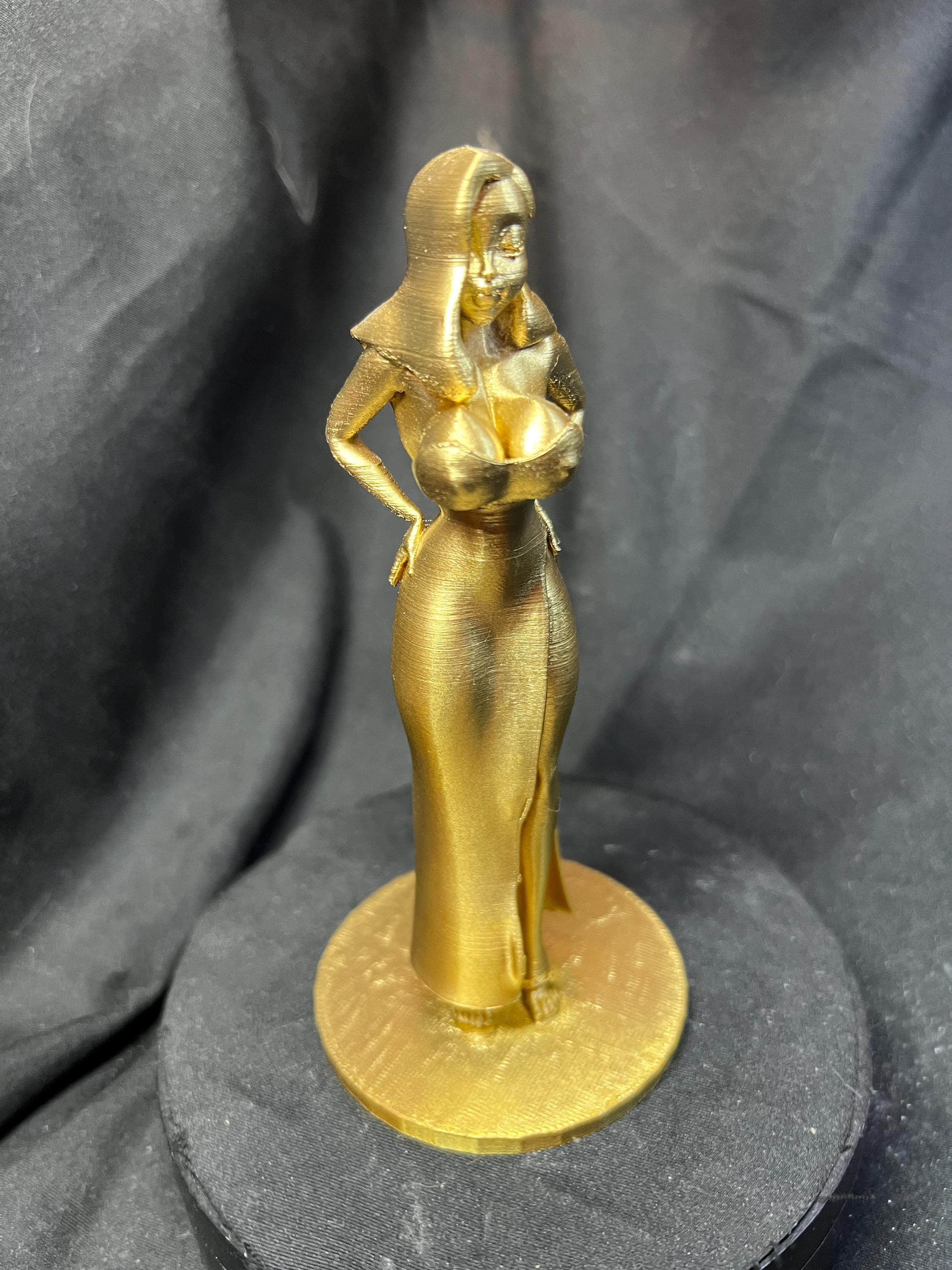 Jessica Rabbit in a Dress Figurine / Sexy Cartoon Character Figure