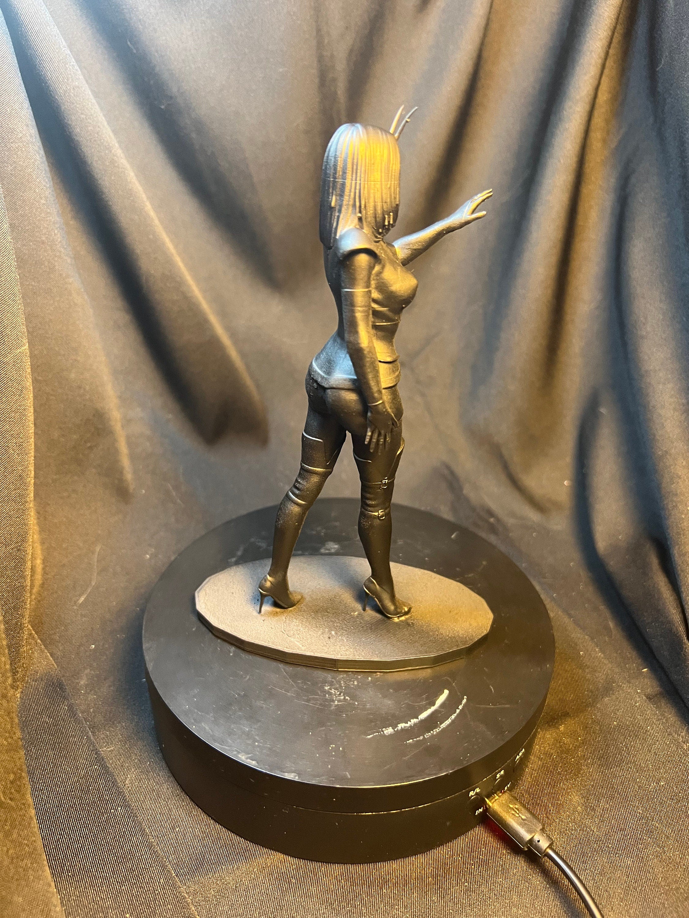 Mantis Statue, 6-Inch Tall, Comic Book Enthusiasts Gift