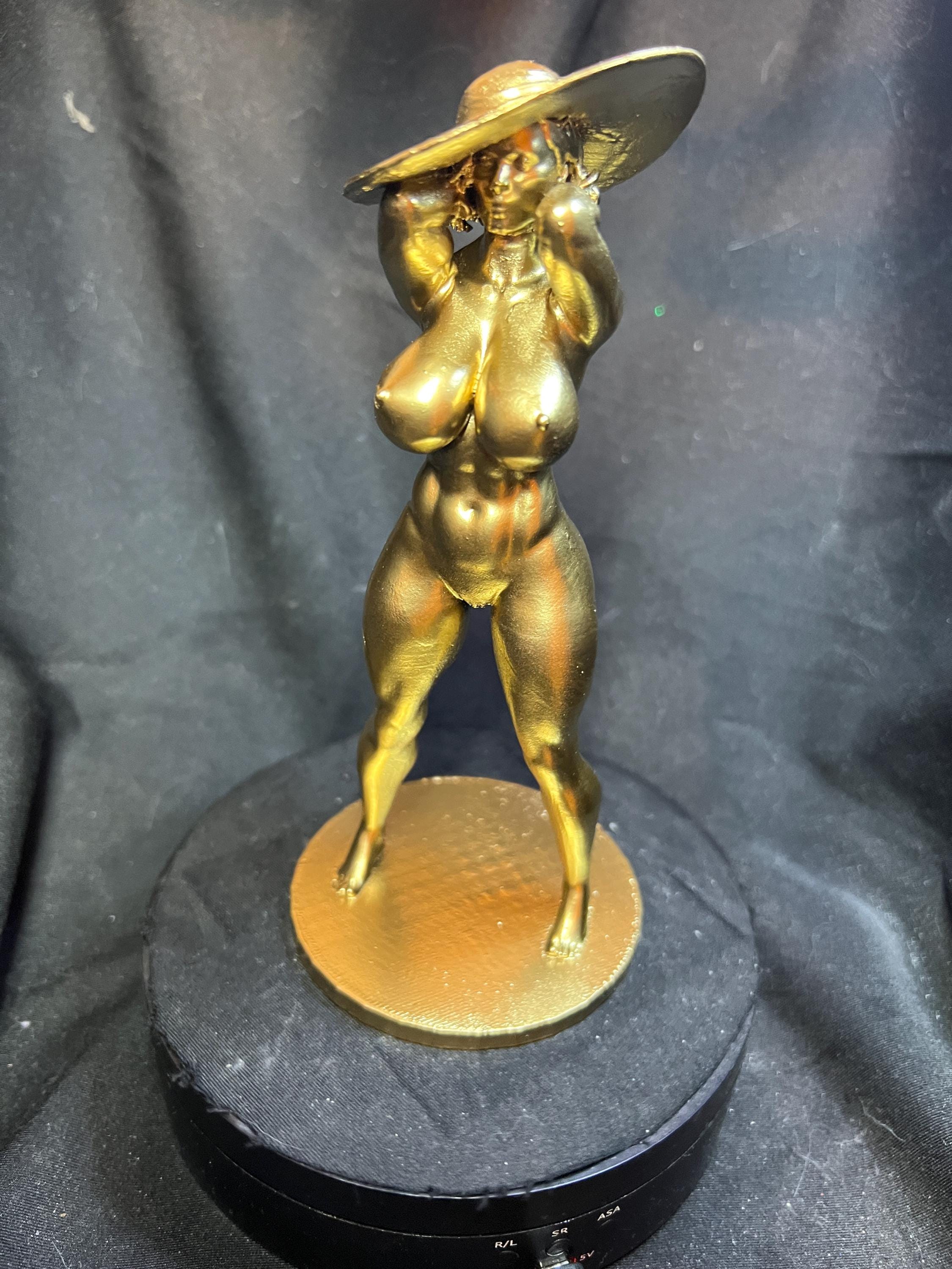 Sexy Game Mommy Alcina Figure
