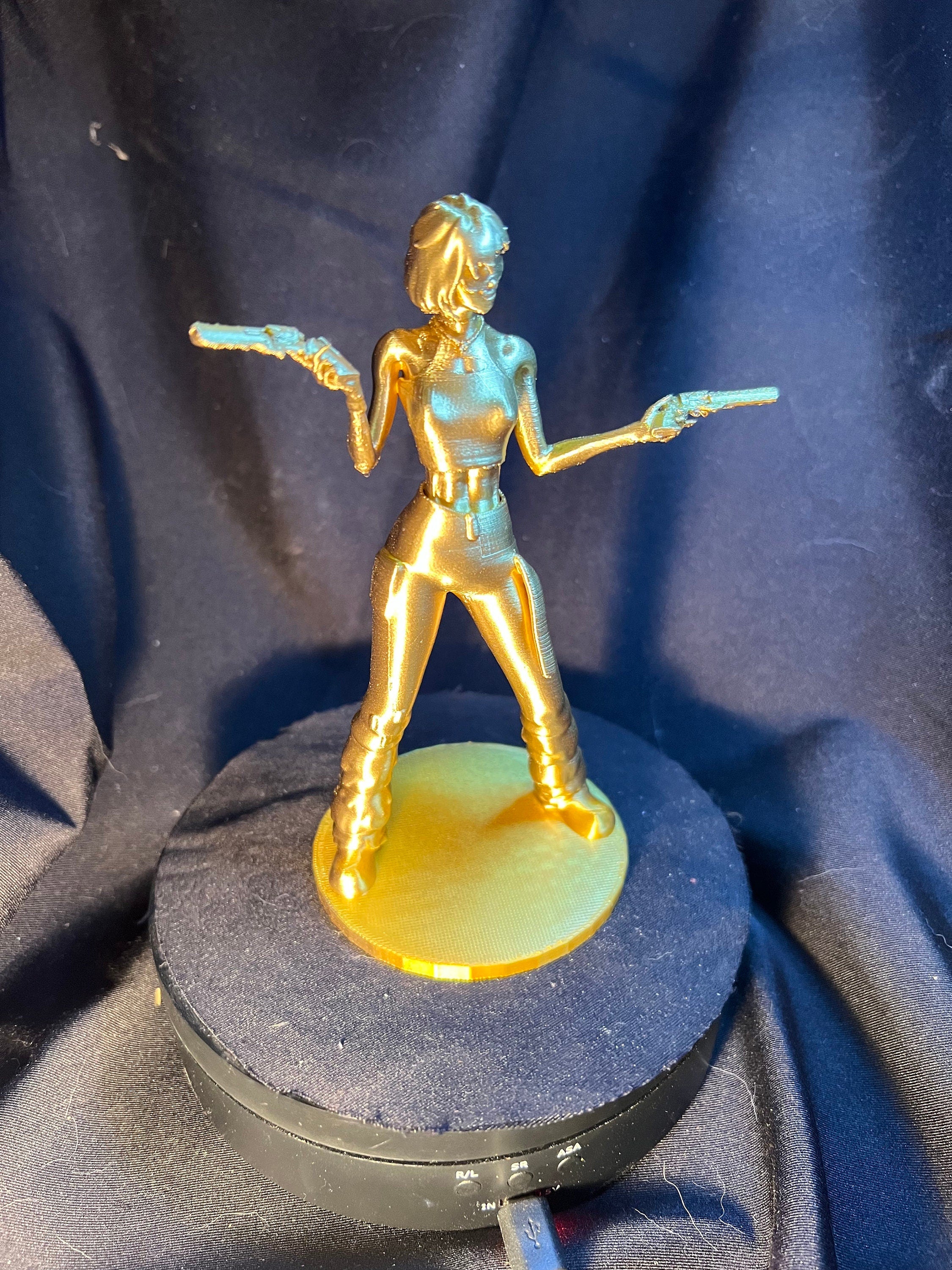 Anime Gun Girl Figurine, Dual Pistol Warrior