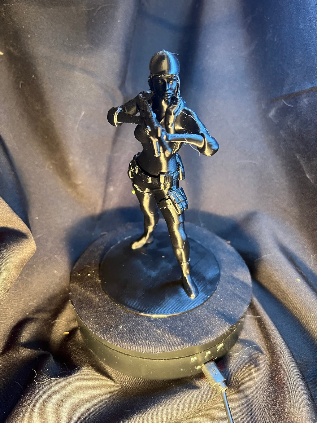 Jill Fighter Figurine / Soldier Woman Figure
