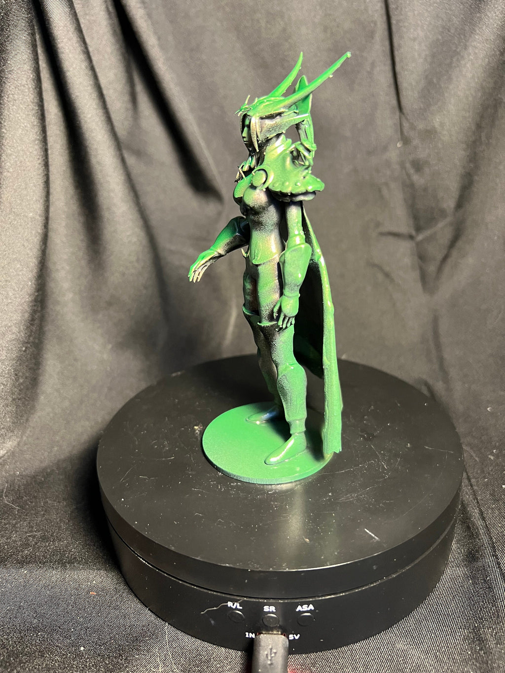 Female Dragonborn Human Form Figure