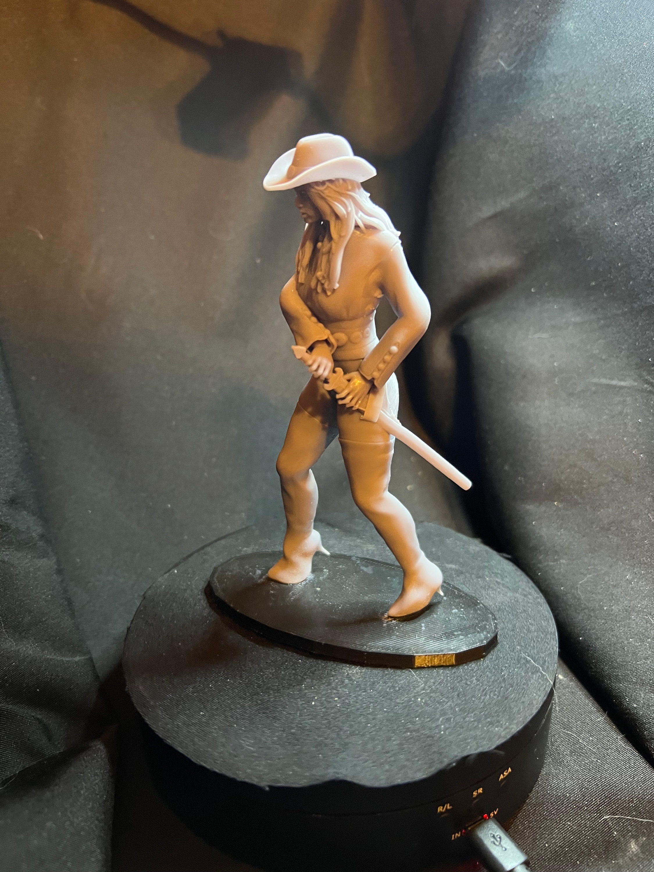 Swashbuckling Girl Figure / Pirate Woman Model