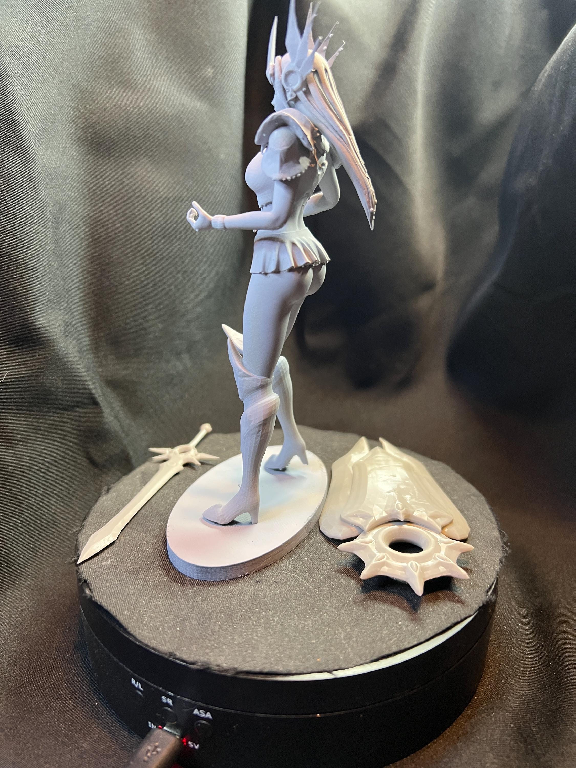 Sexy Knight – Sword and Shield Warrior Figure