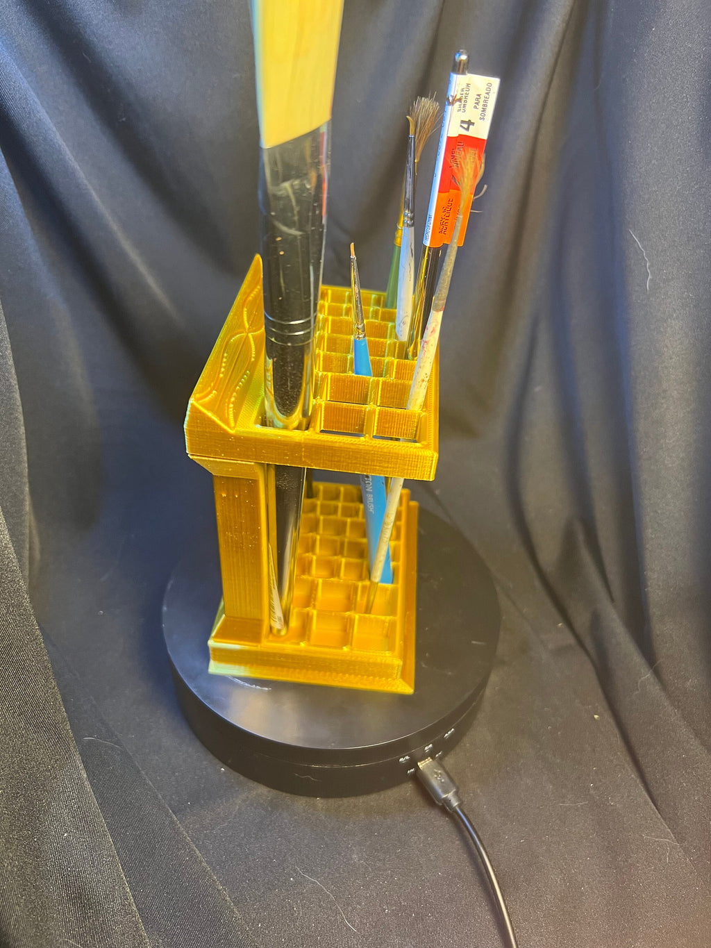 Scaffold Brush Holder