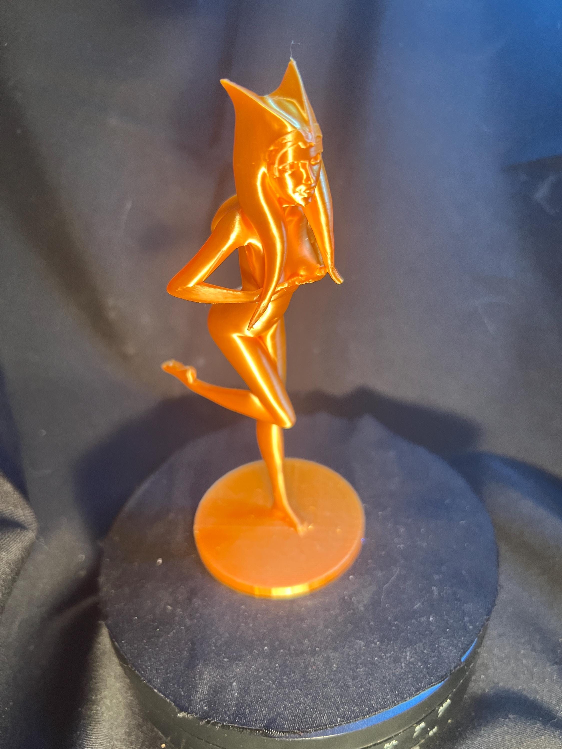 Sexy Alien Fantasy Woman Figurine (Nude)