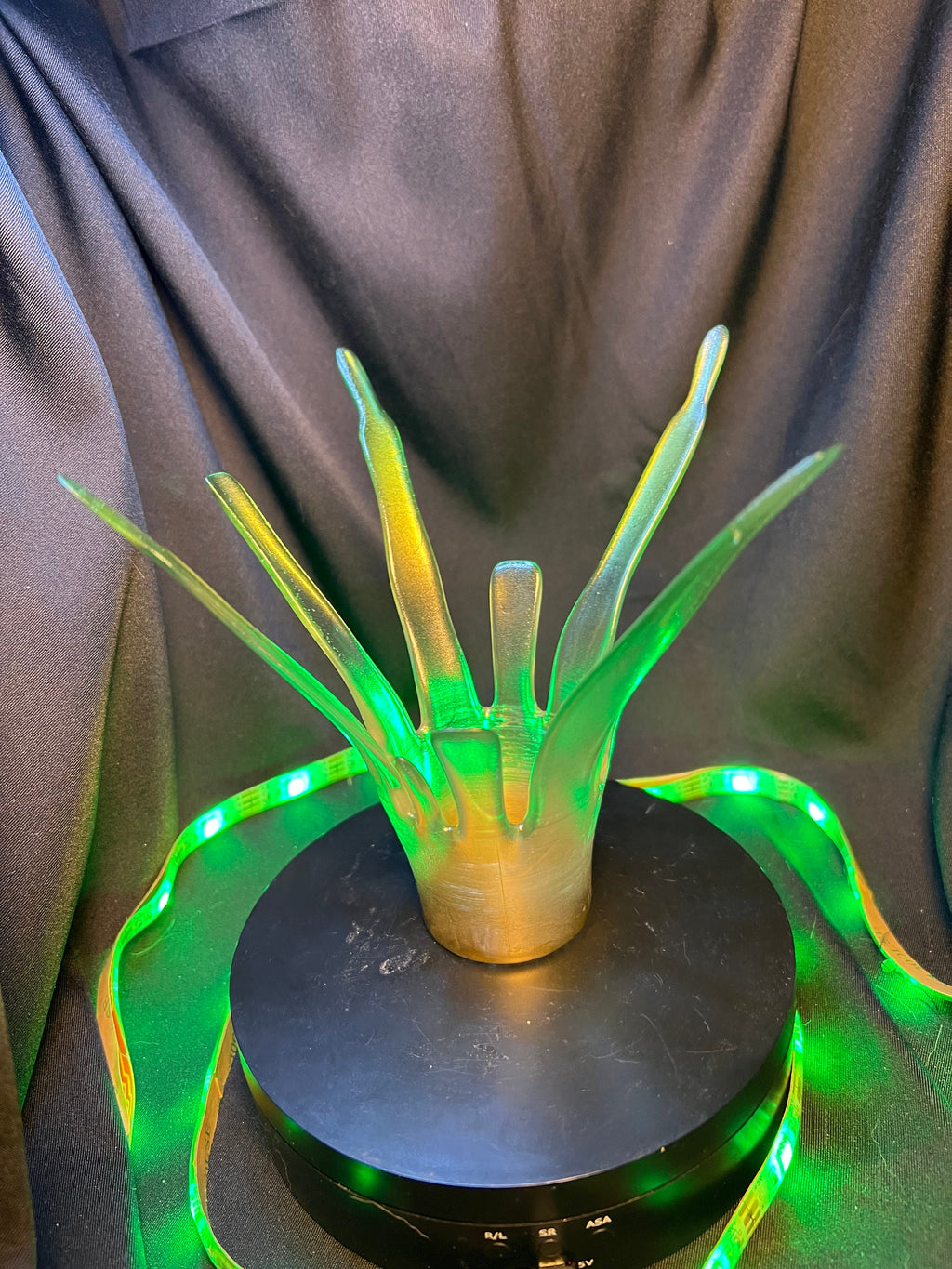 Splash Shaped Clear Green and Gold Flower Vase