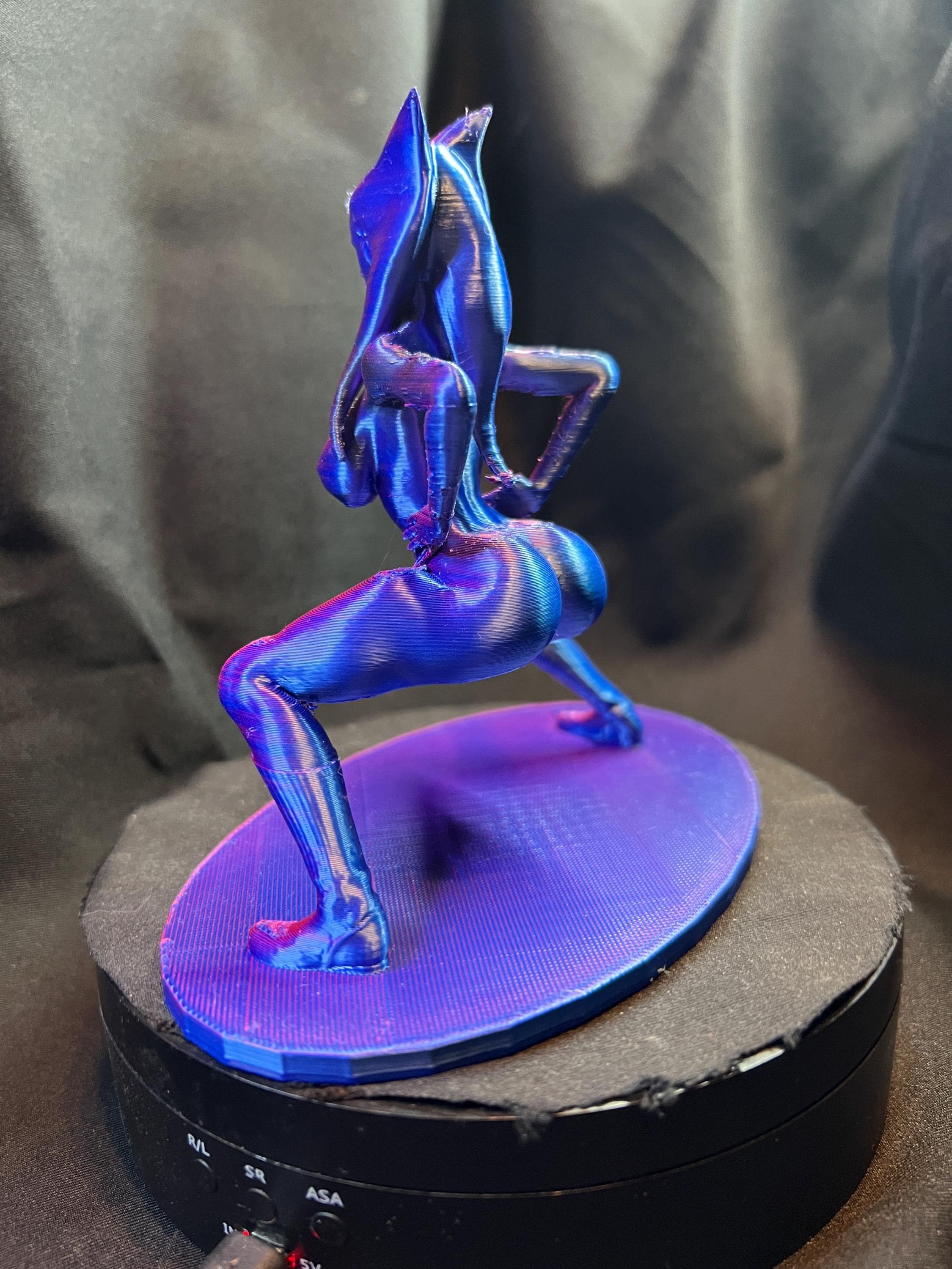 Sexy Alien Fantasy Woman Figurine (Nude)