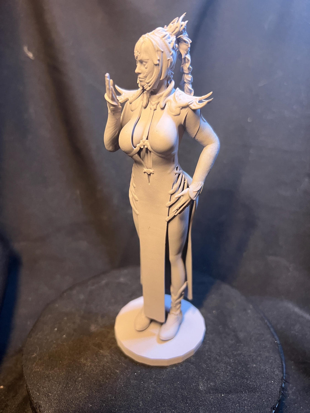 Shadowheart in a Gown