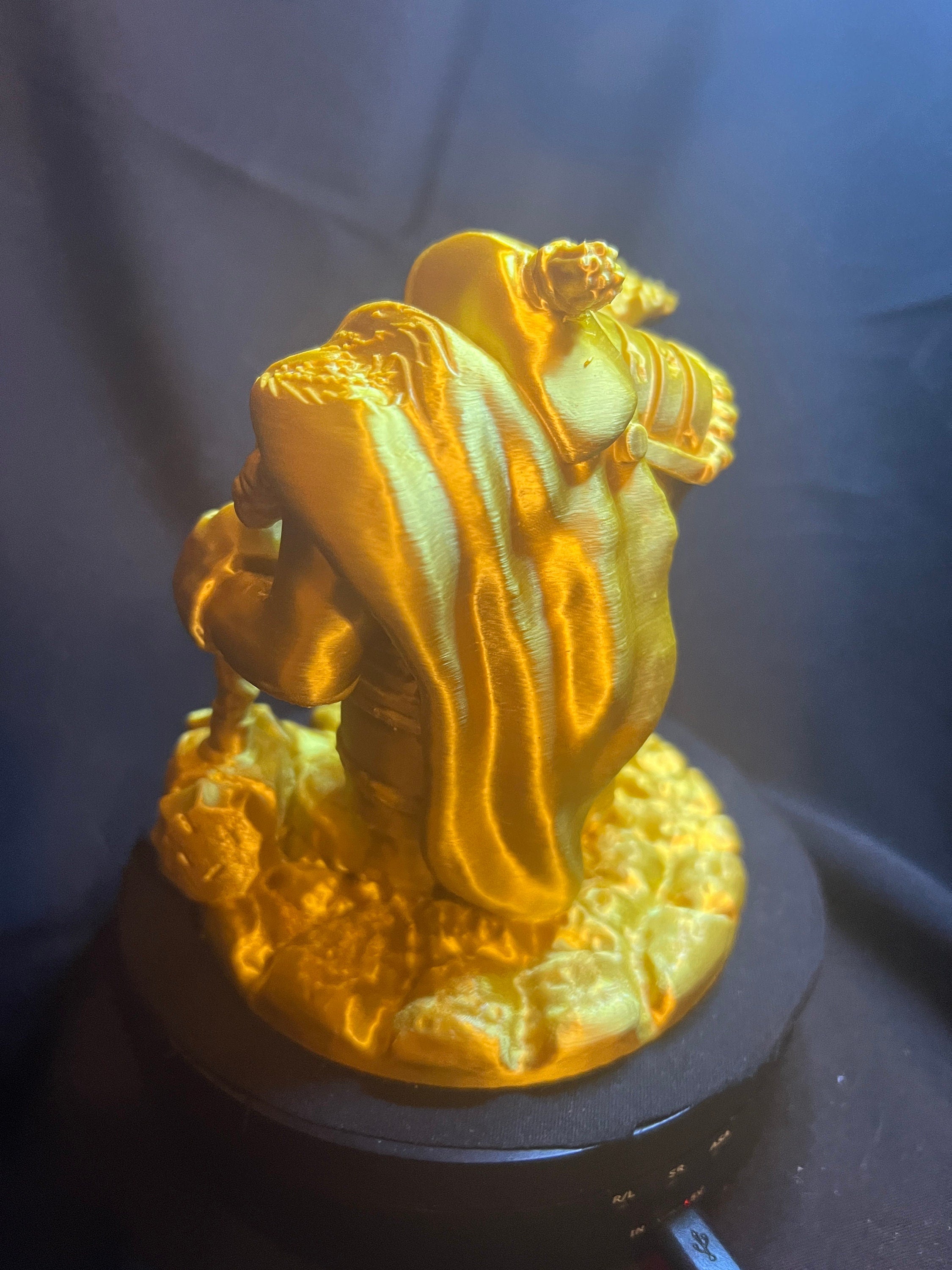 Beer-Drinking Dwarf Warrior / Fantasy Dwarven Figure