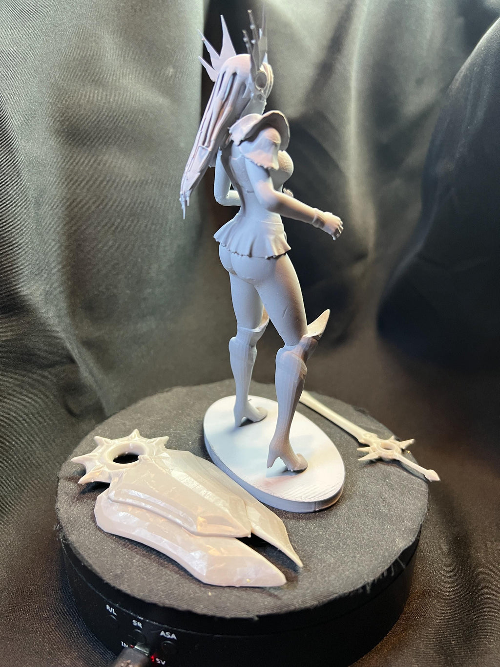Sexy Knight – Sword and Shield Warrior Figure