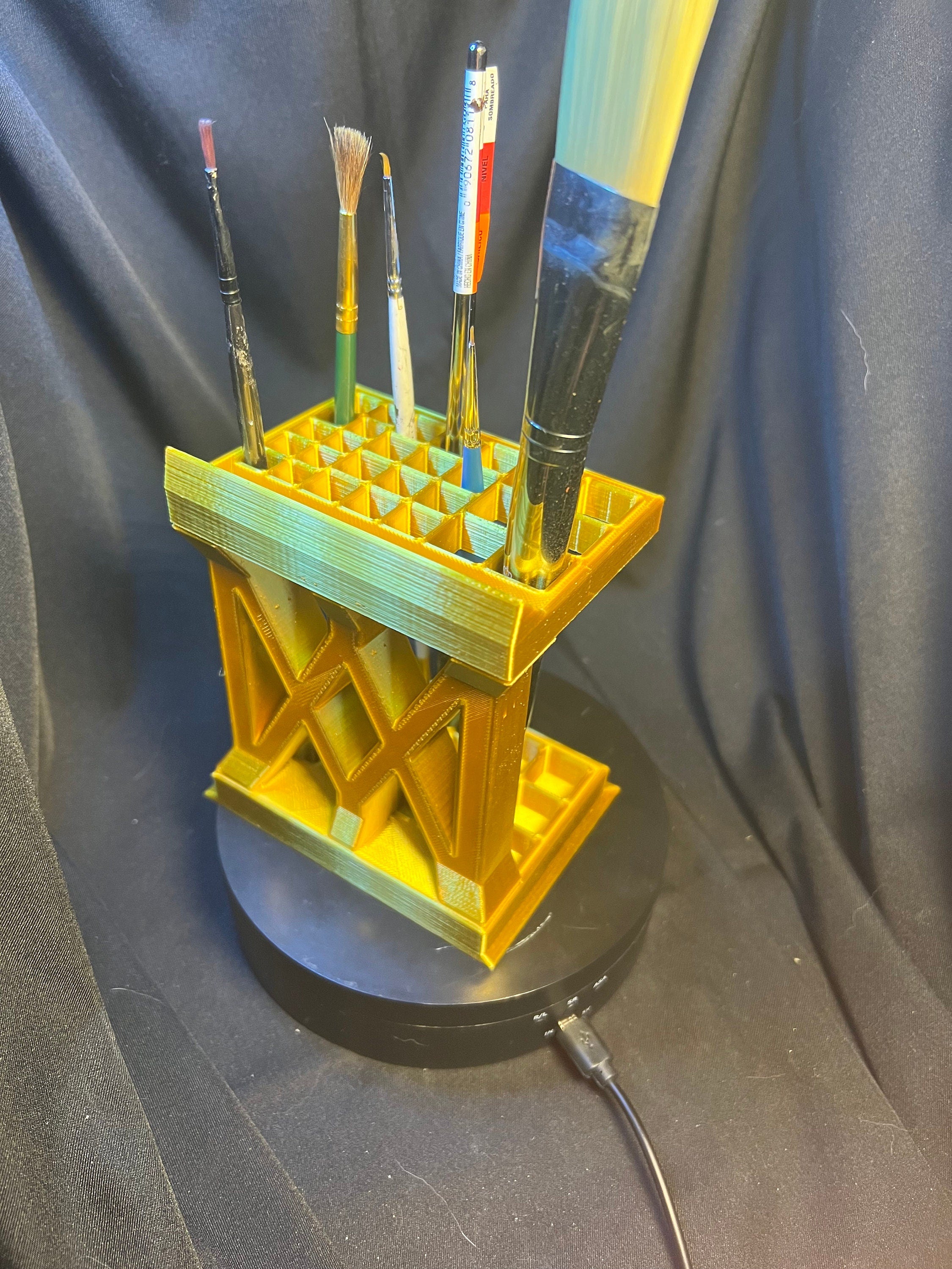 Scaffold Brush Holder