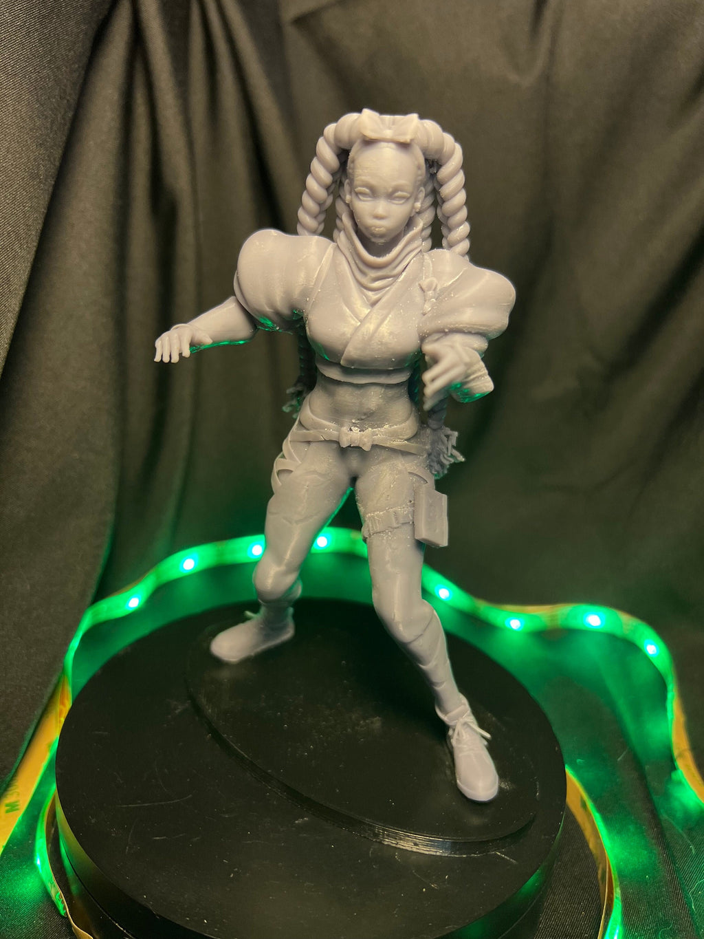 Kimberly Fighting Girl Figure / Woman with Braids from Street Fighter