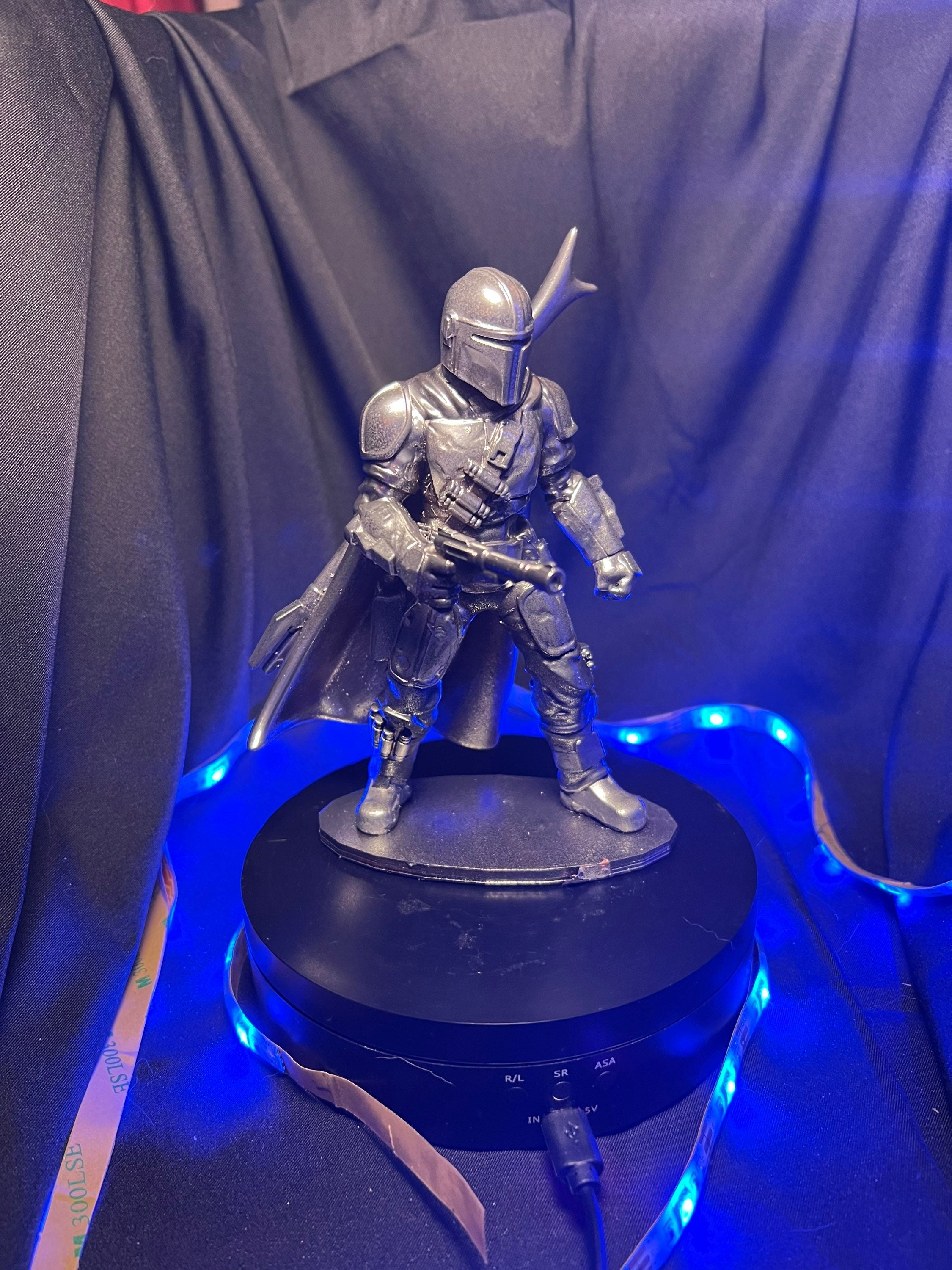 Mandalorian / Male Space Bounty Hunter