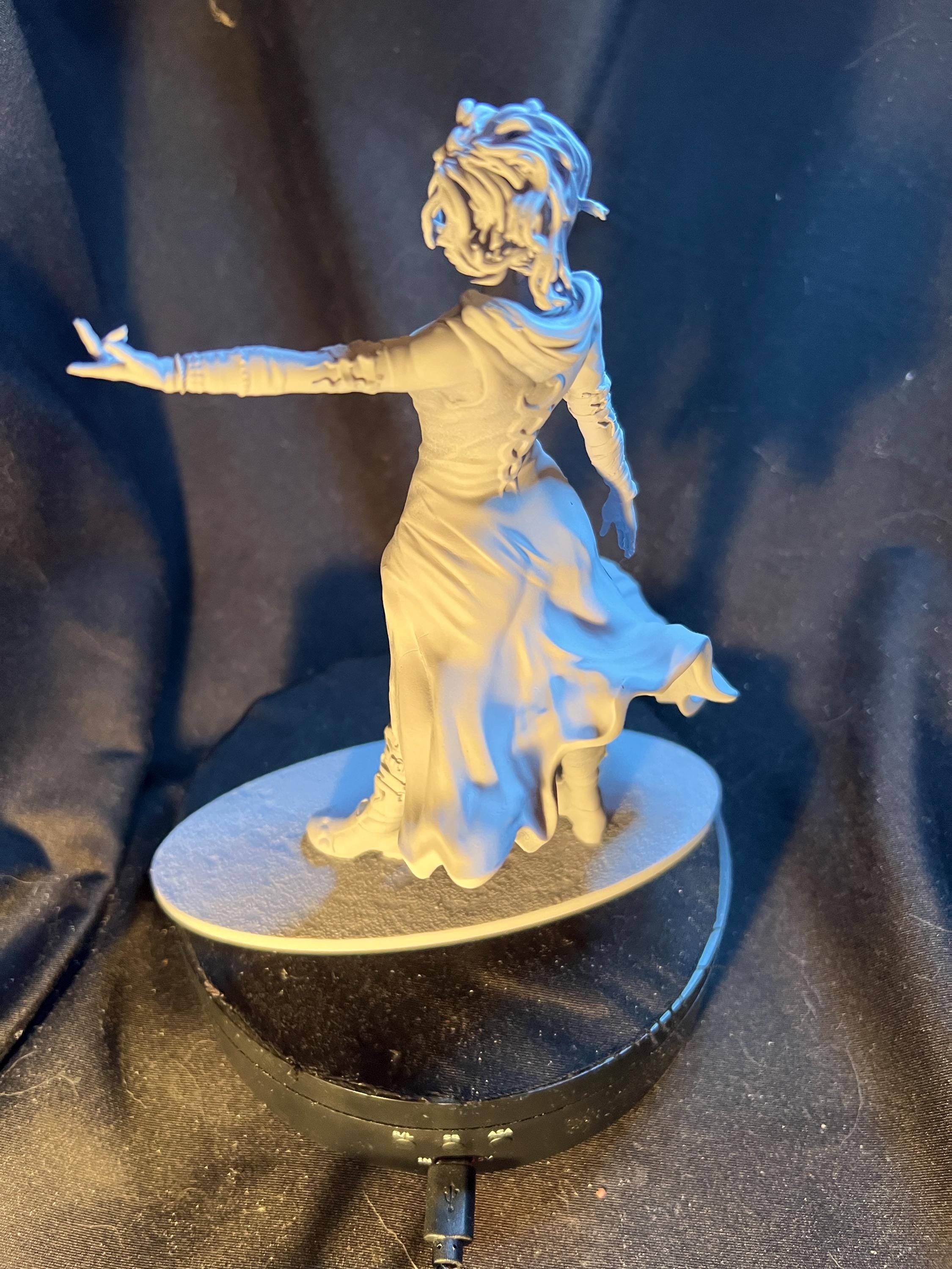 Medusa Figure / Fantasy Rogue Figurine