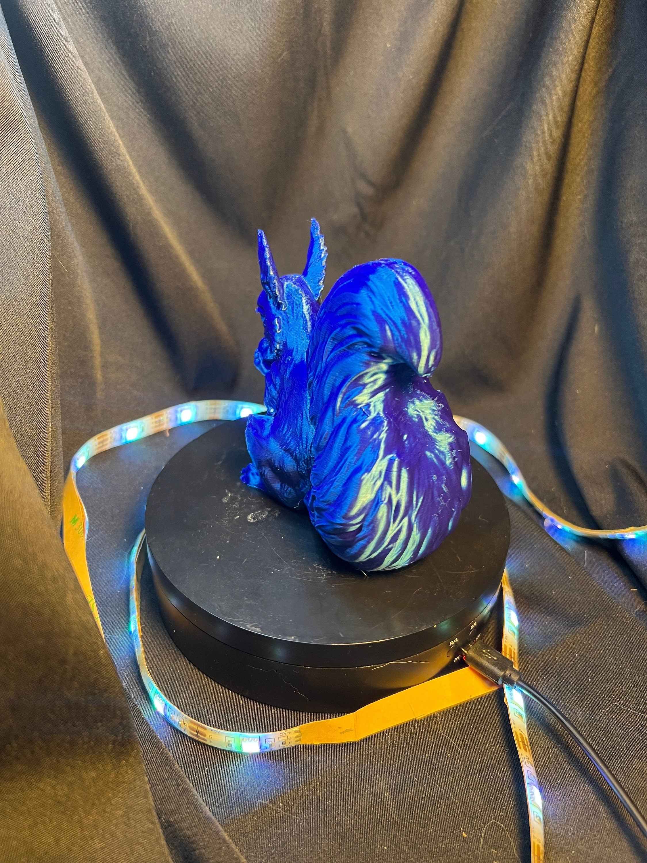 Squirrel Figurine: Desk Decor