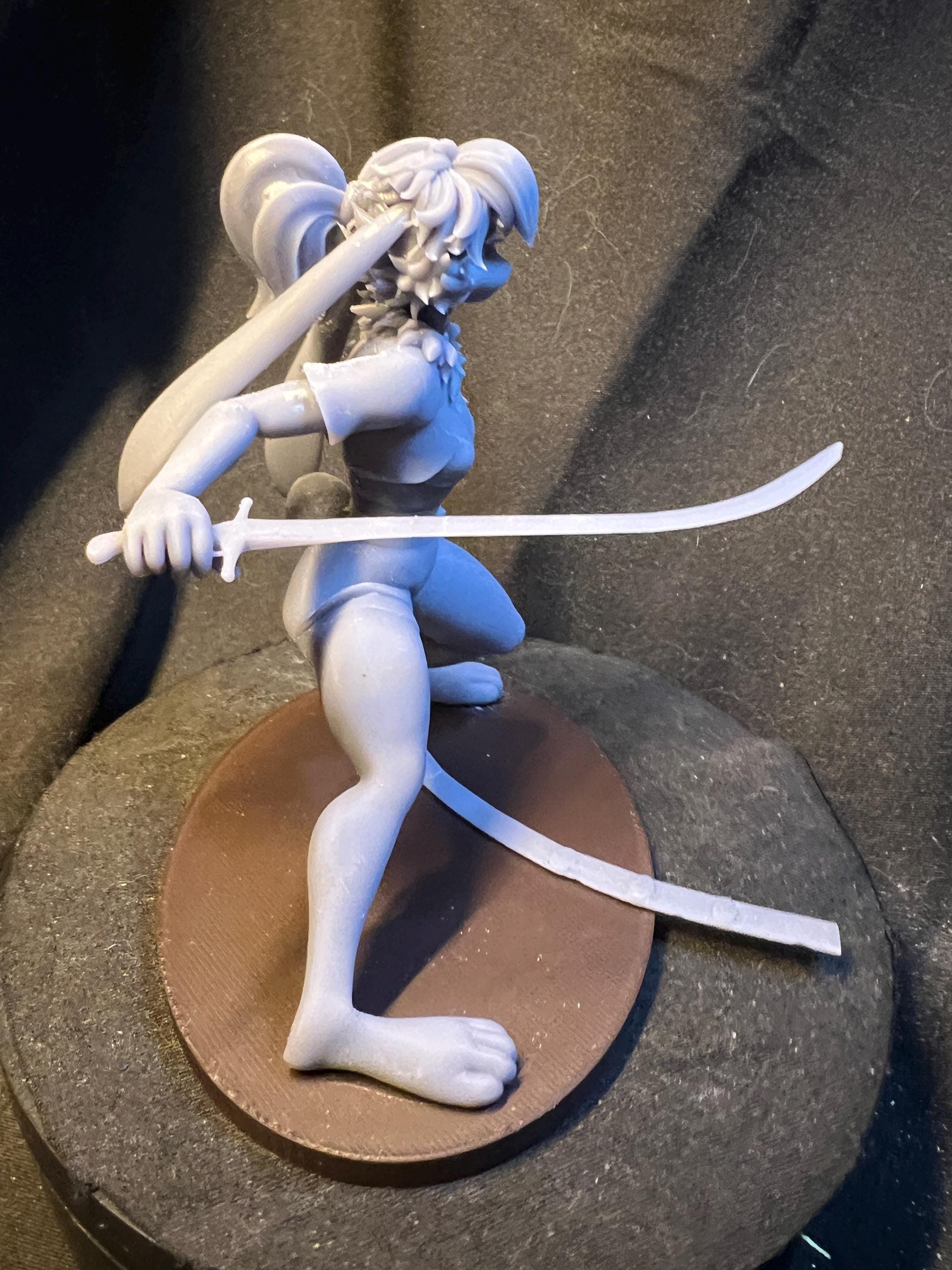 Rabbit Woman Toon with Shamshir figure (Lop)