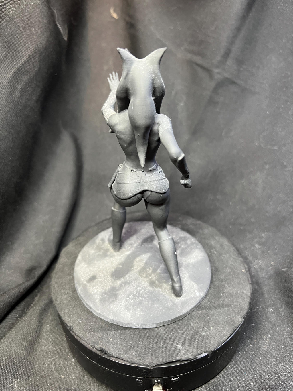 Togruta Warrior Woman with Dual Blades – Fantasy Sci-Fi Collectible Figure