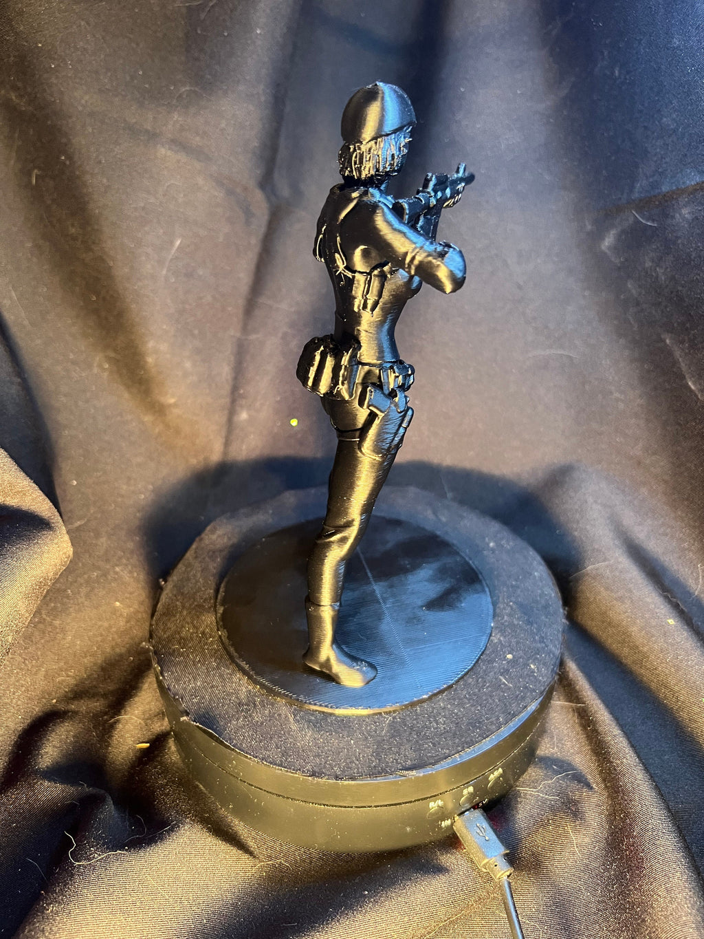 Jill Fighter Figurine / Soldier Woman Figure