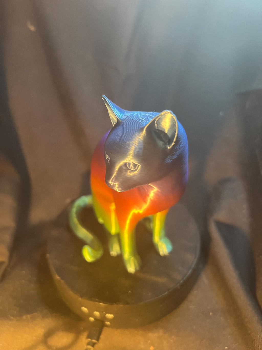 Elegant House Cat Statue: 6-Inch Cat Model