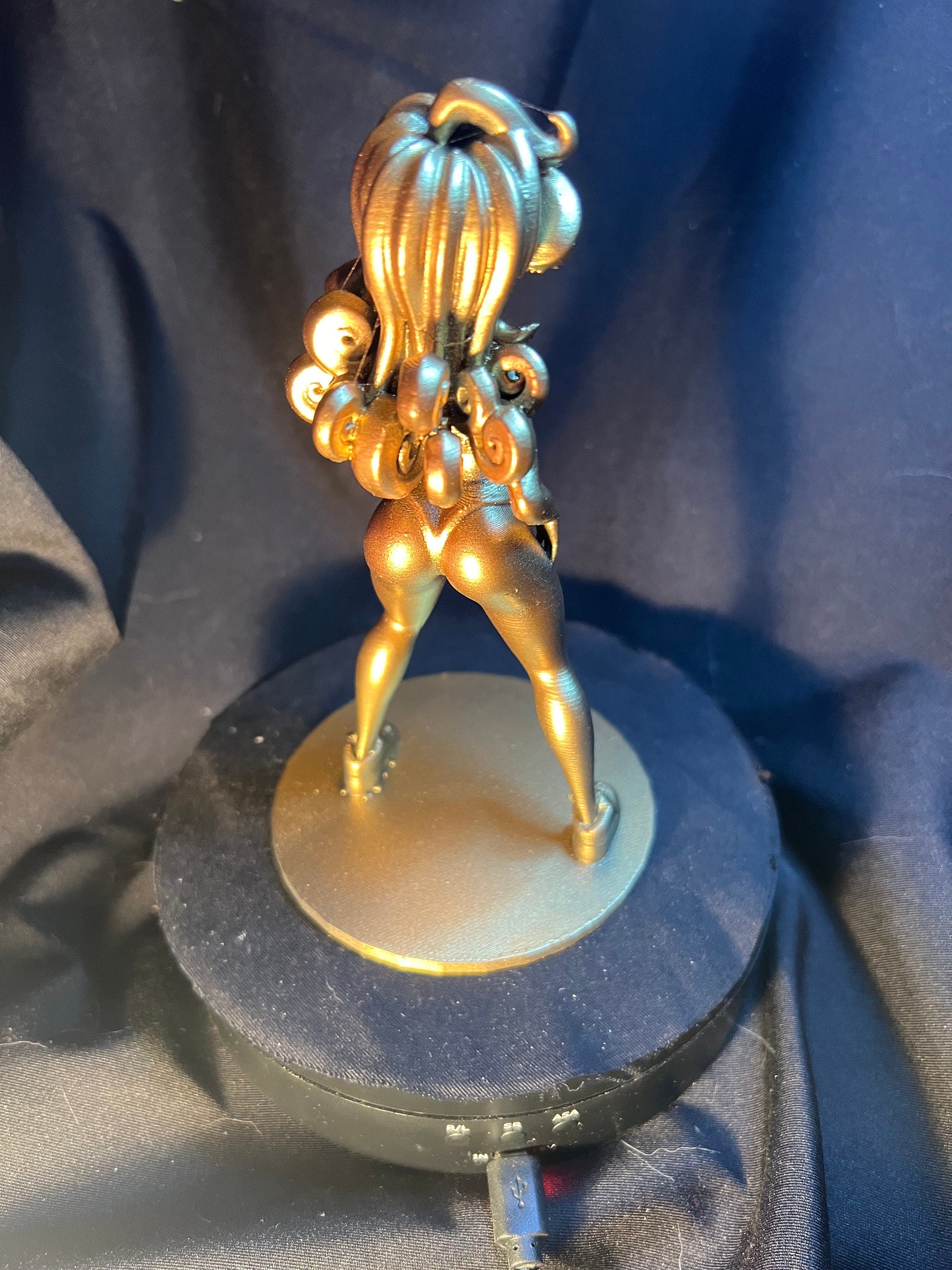 Gamer Girl Figurine