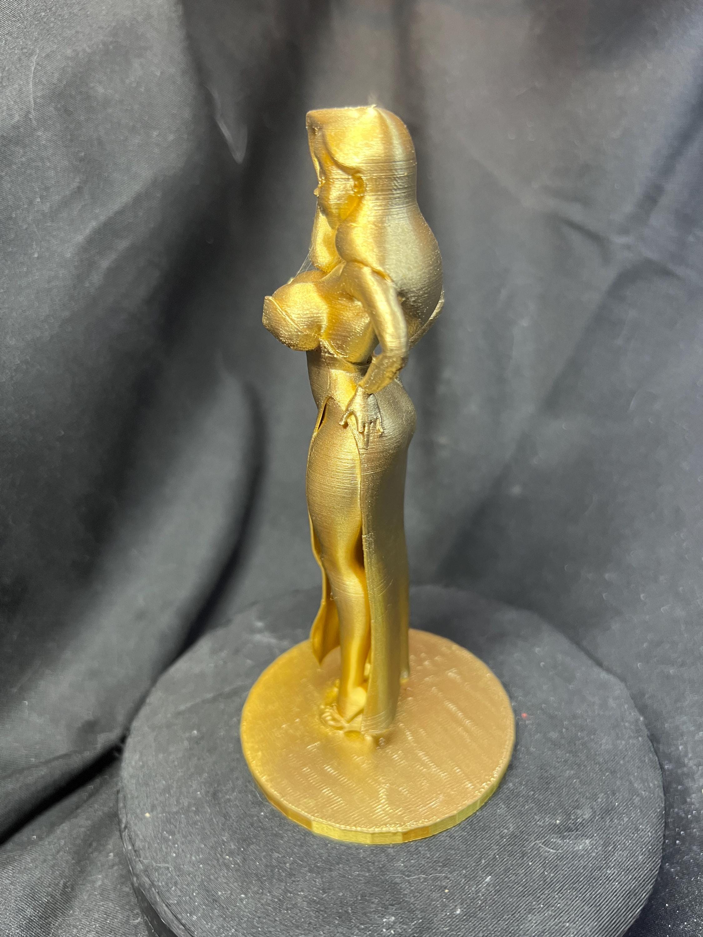 Jessica Rabbit in a Dress Figurine / Sexy Cartoon Character Figure