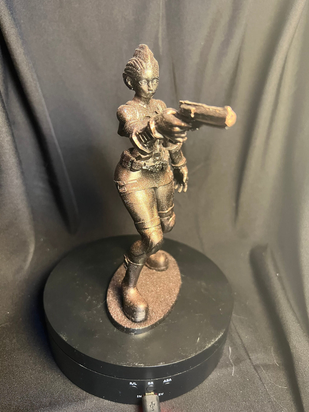 Cammy Police Woman Figure: Gaming Enthusiast Model