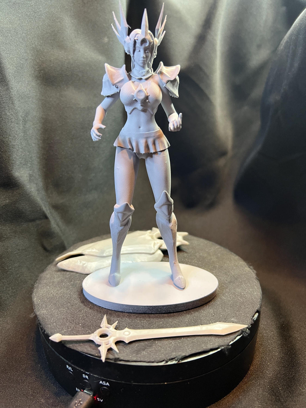 Sexy Knight – Sword and Shield Warrior Figure