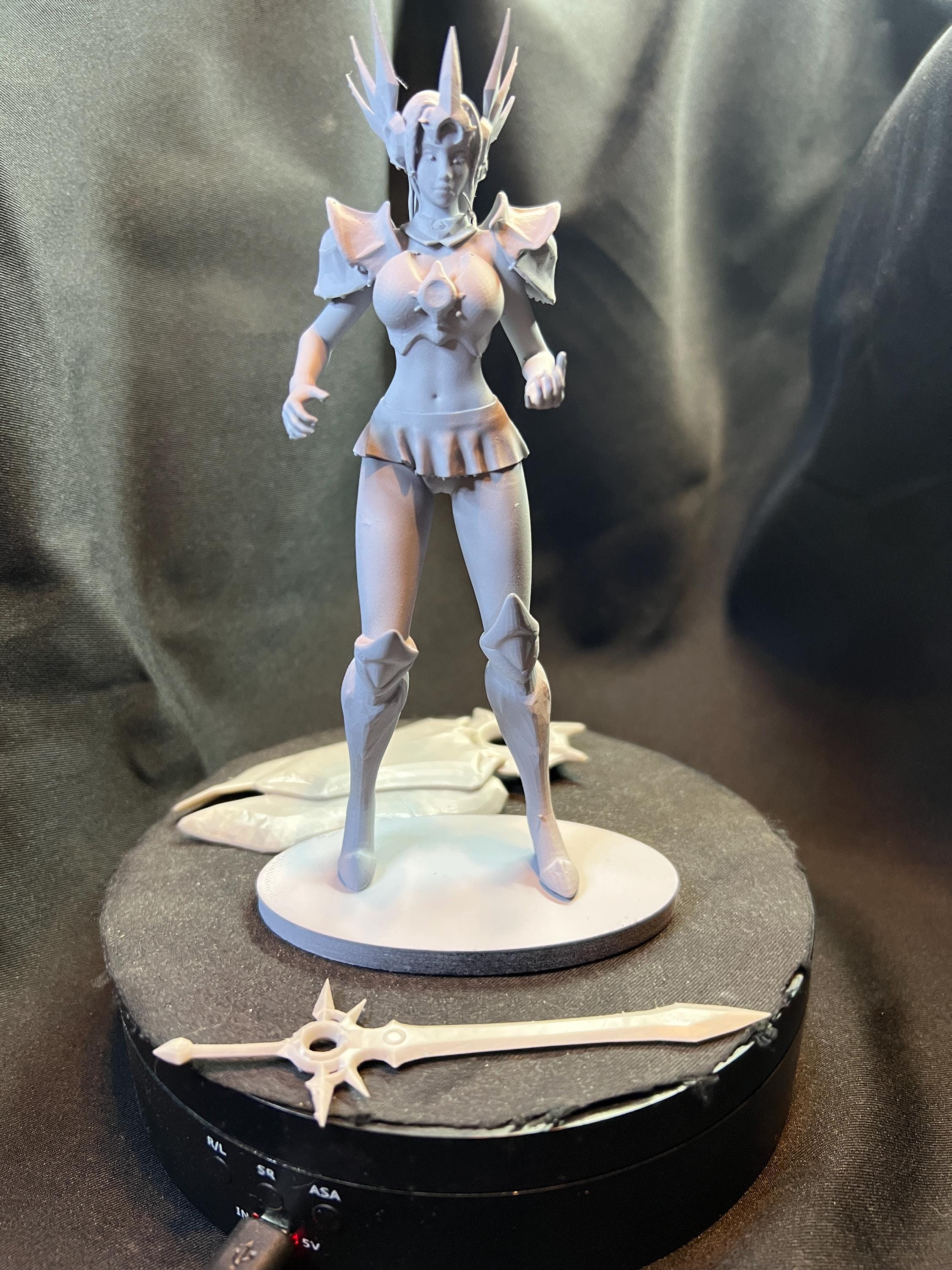 Sexy Knight – Sword and Shield Warrior Figure