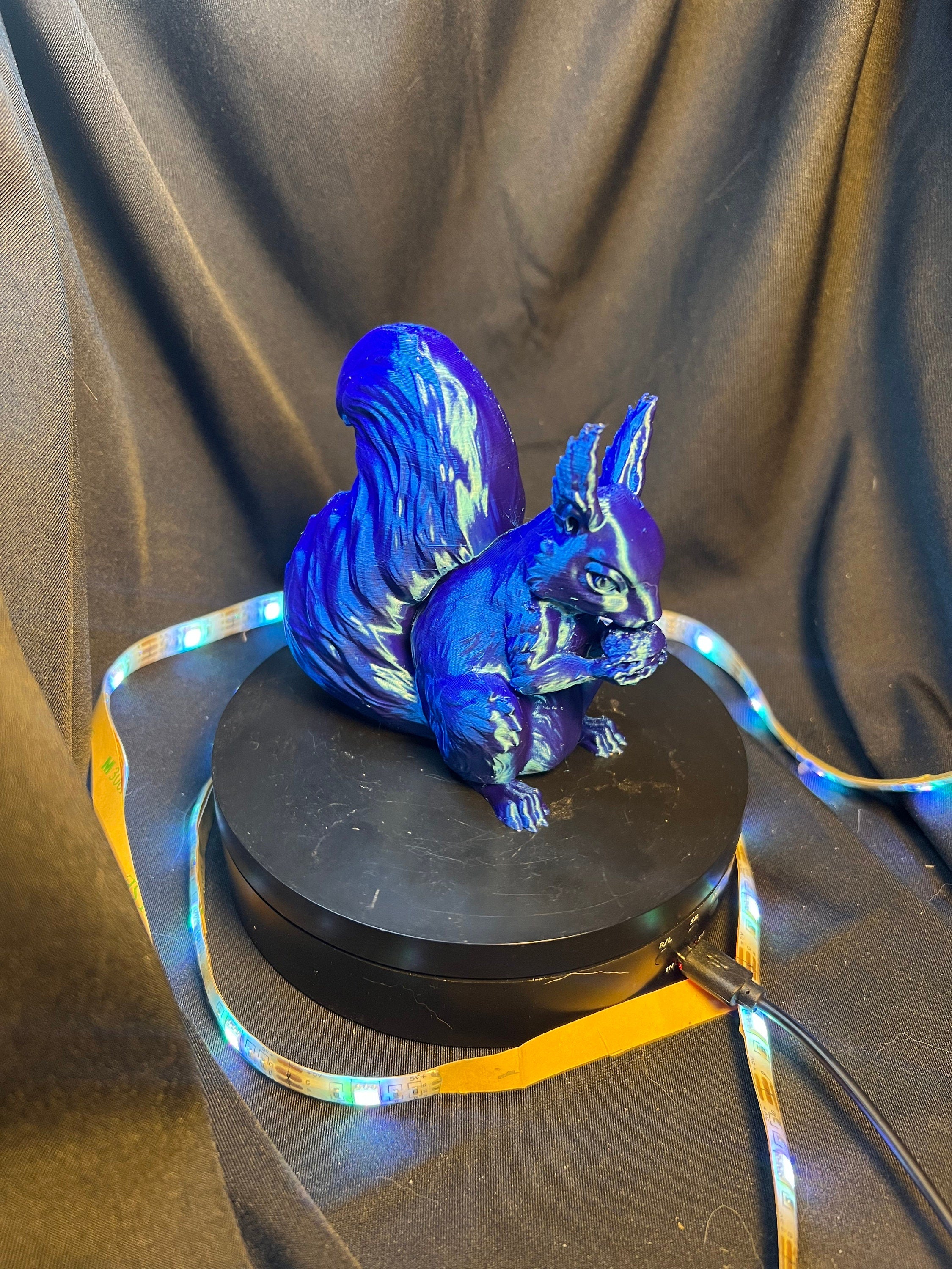 Squirrel Figurine: Desk Decor