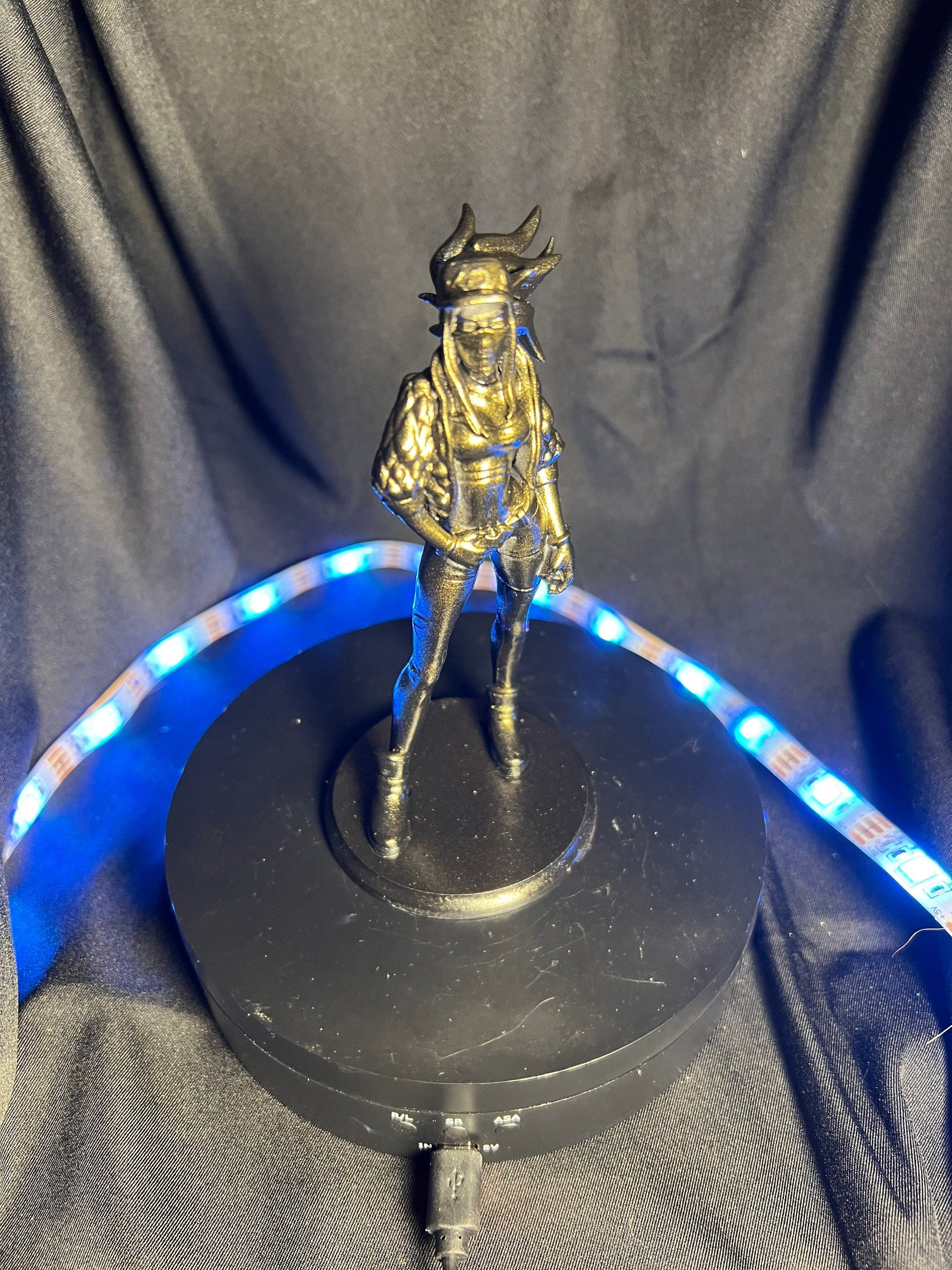 Akali Mini / League of Legends Figurine / Gamer Girl Figure