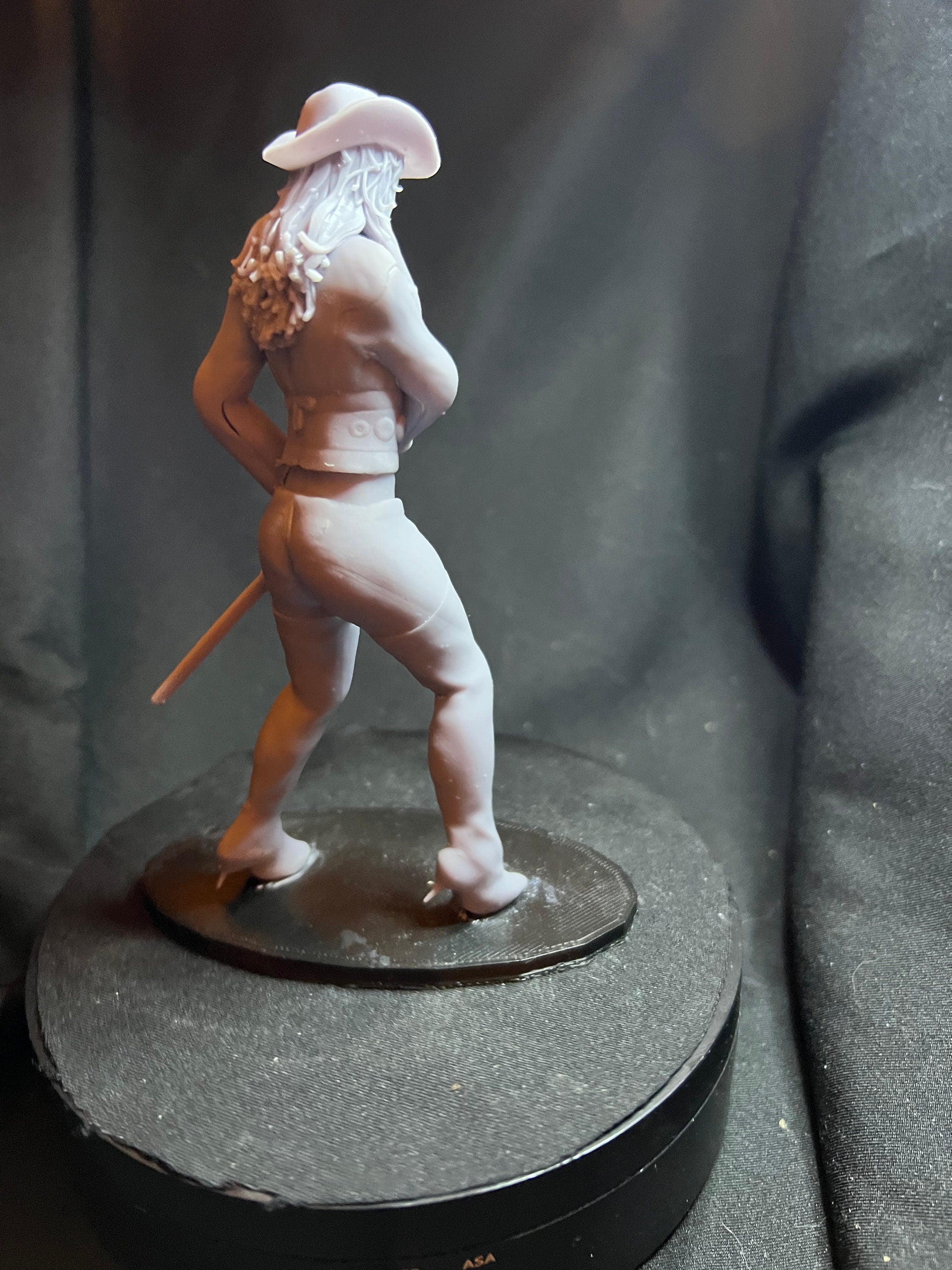 Swashbuckling Girl Figure / Pirate Woman Model