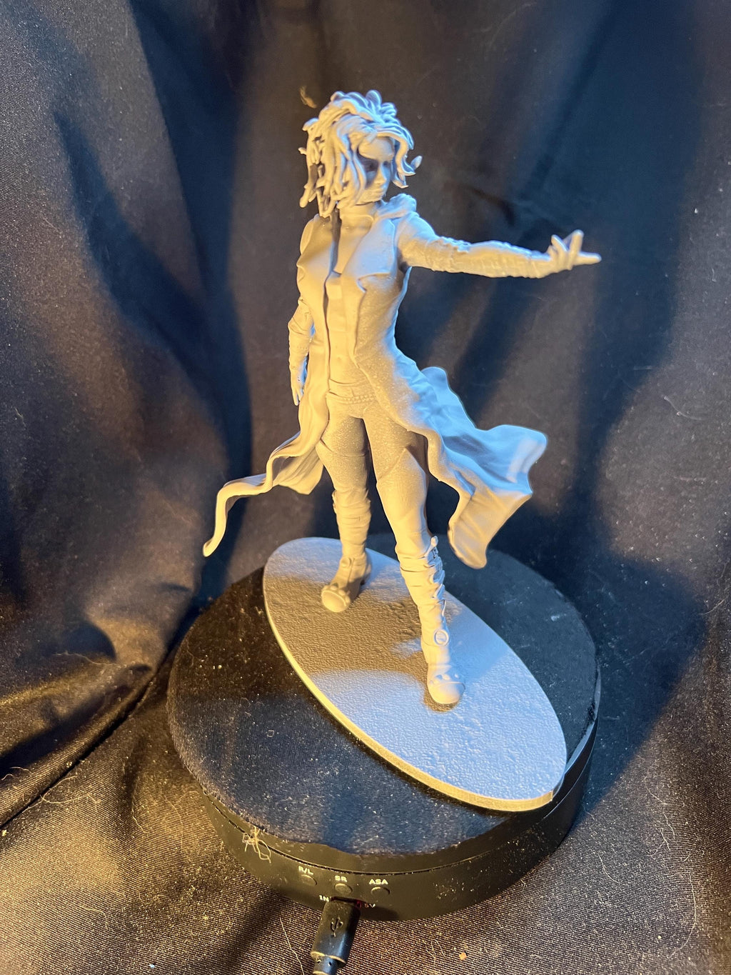 Medusa Figure / Fantasy Rogue Figurine