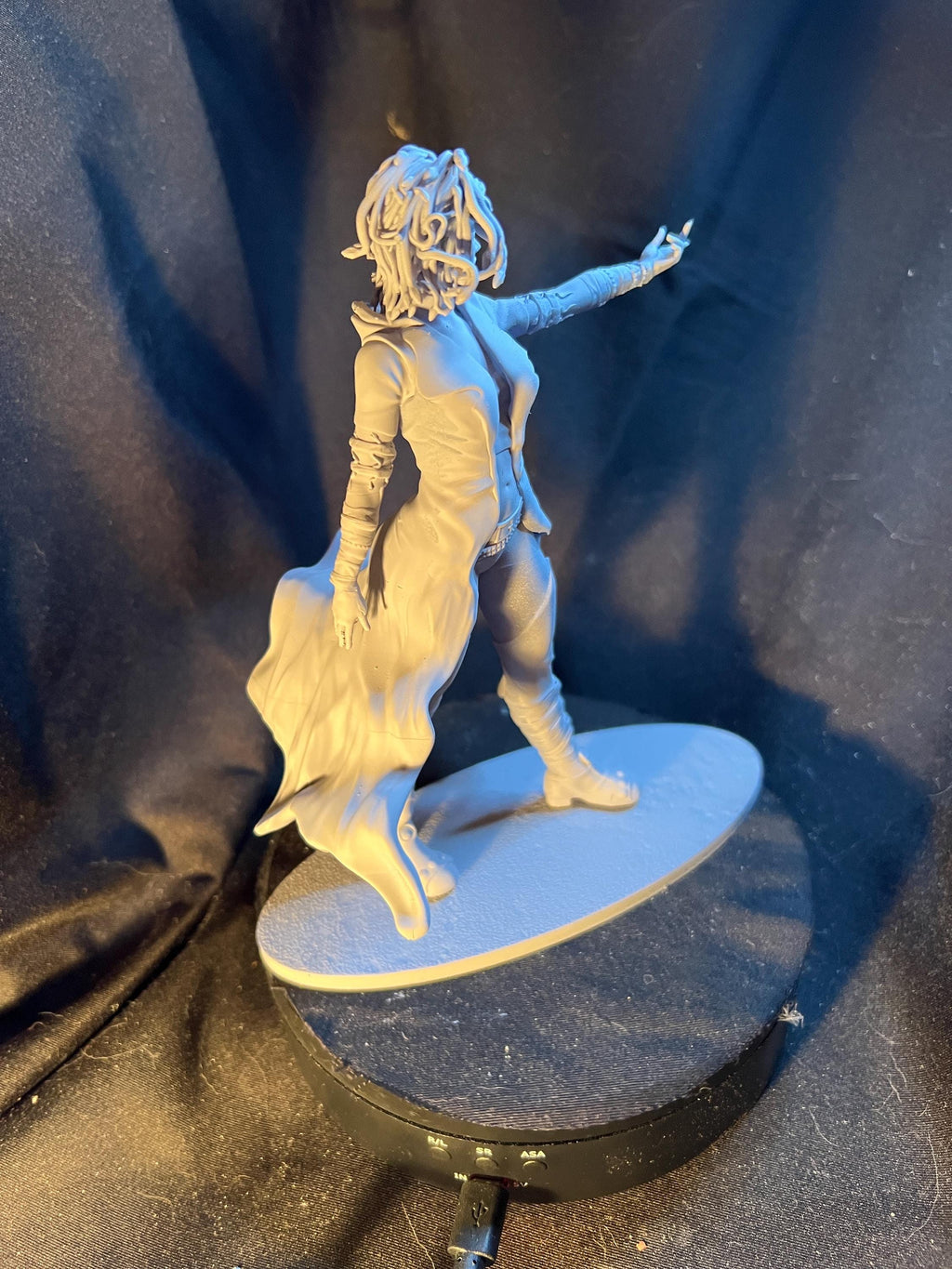 Medusa Figure / Fantasy Rogue Figurine