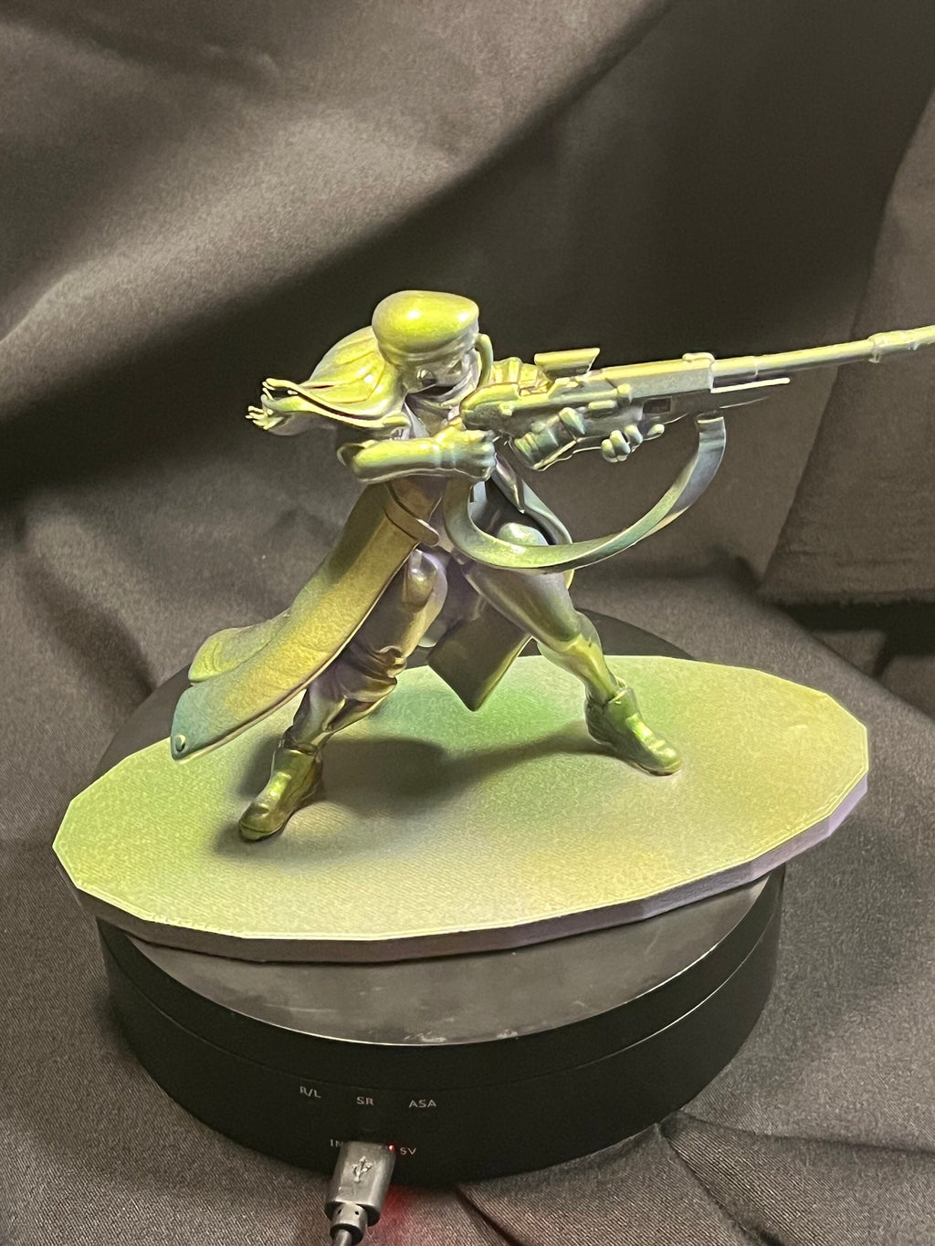 Sniper Woman / Soldier Figure