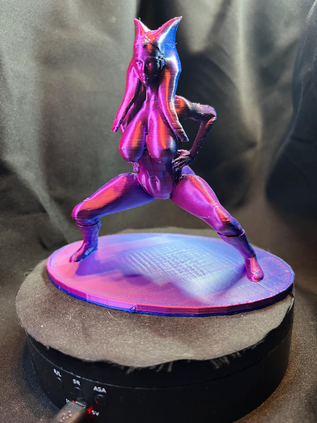 Sexy Alien Fantasy Woman Figurine (Nude)