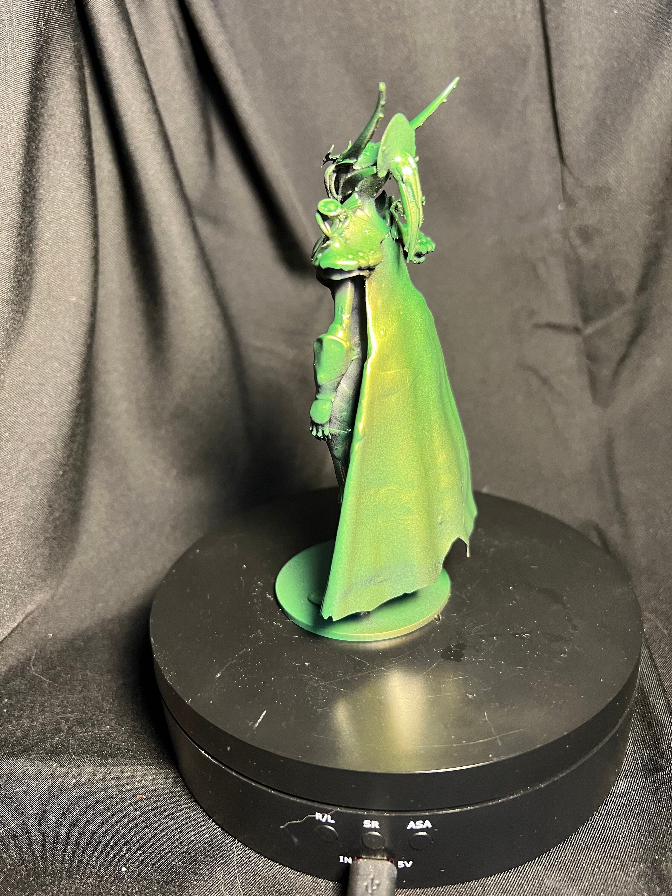 Female Dragonborn Human Form Figure