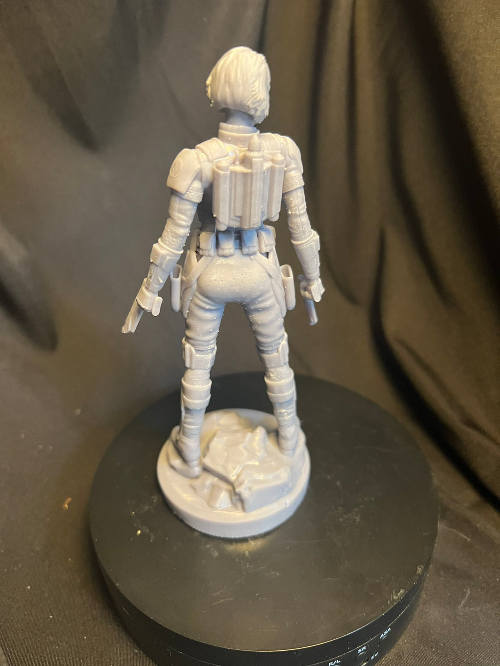 Space Bounty Hunter / Bo Figure