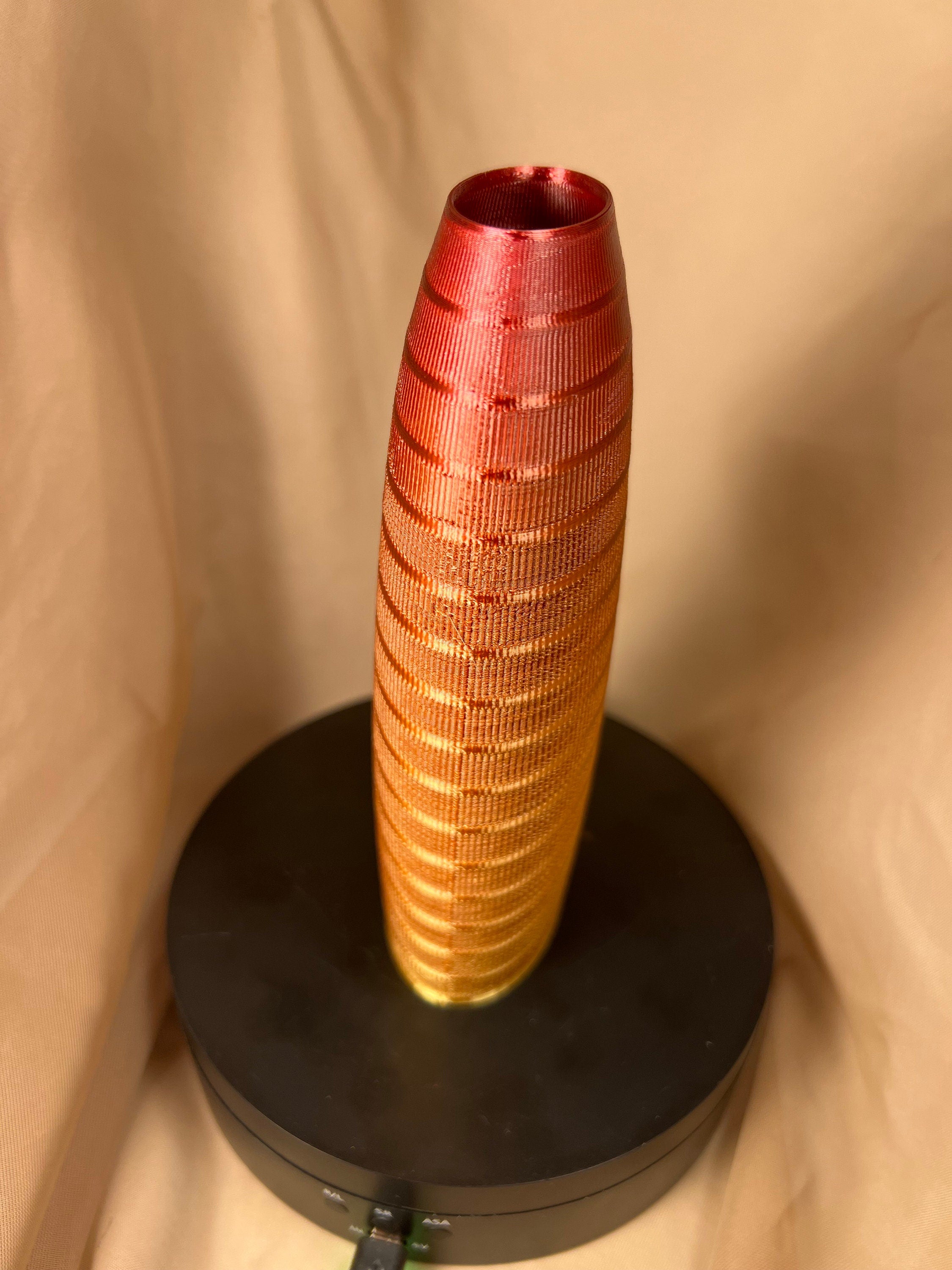 Decorative Mesh Vase / Oval Shaped Vase