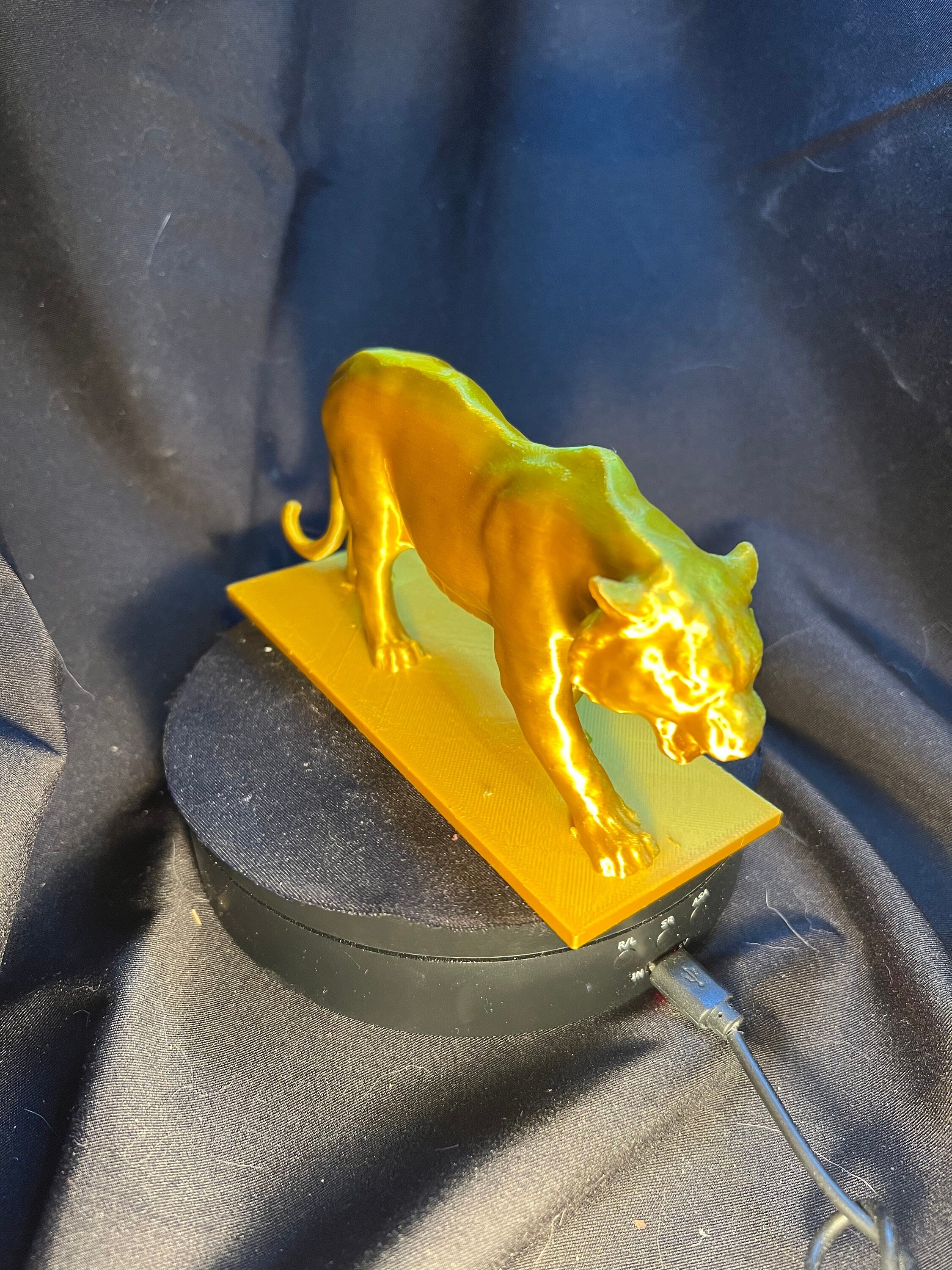 Exquisite Tiger Statue: 3-inch Animal Miniature