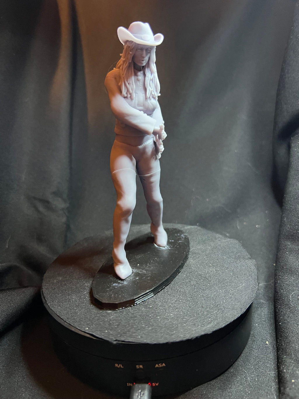 Swashbuckling Girl Figure / Pirate Woman Model