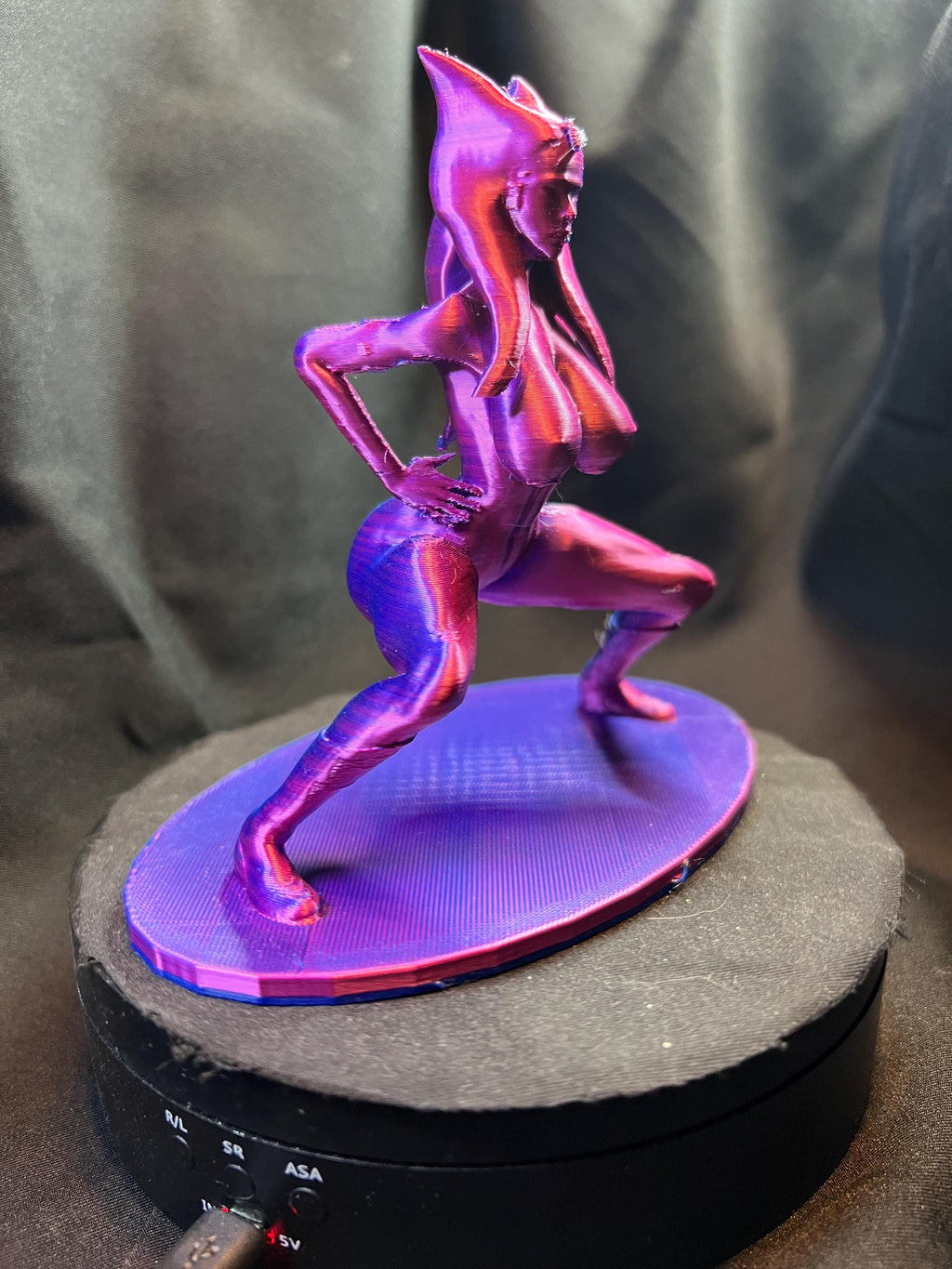 Sexy Alien Fantasy Woman Figurine (Nude)