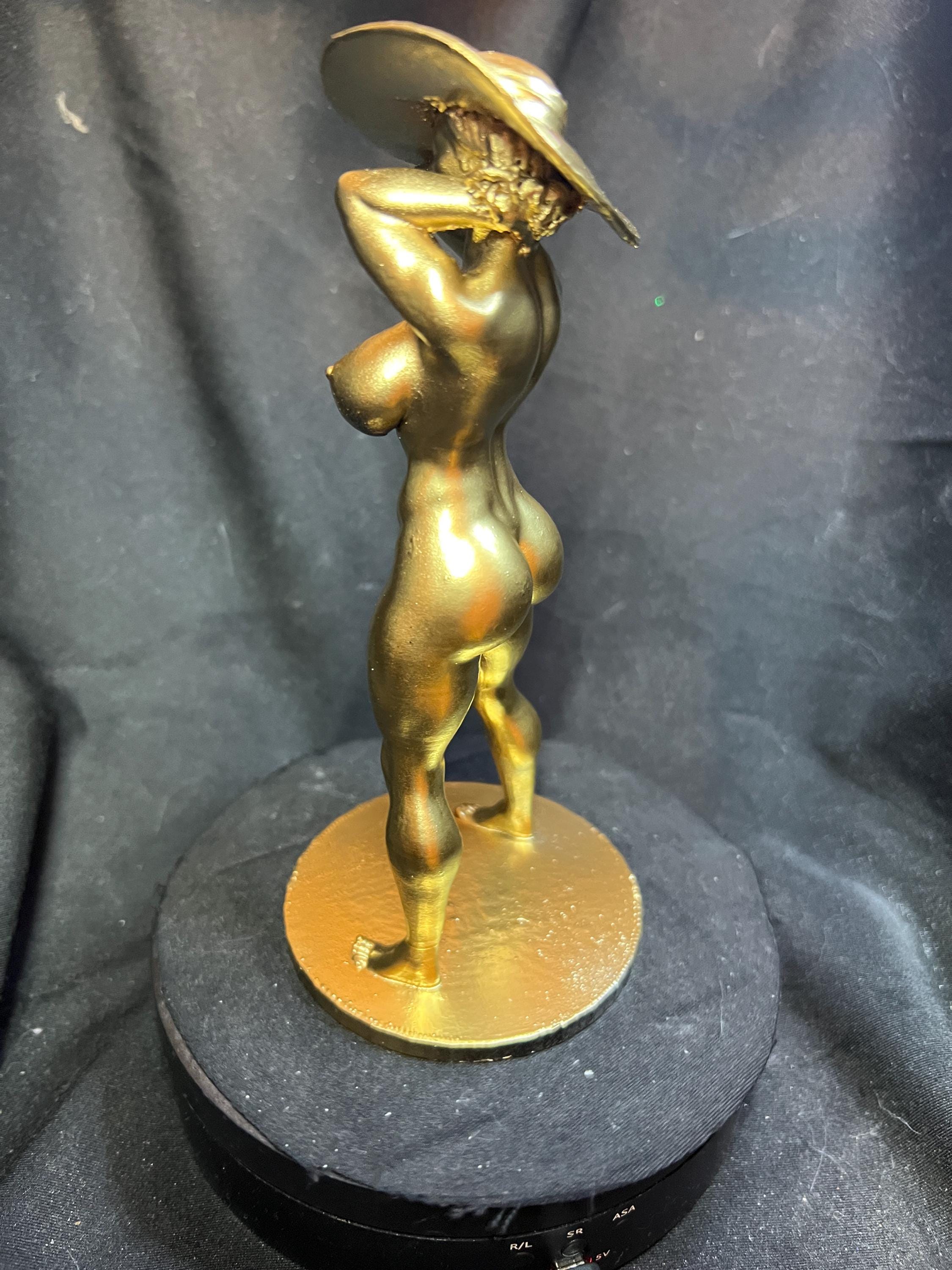 Sexy Game Mommy Alcina Figure