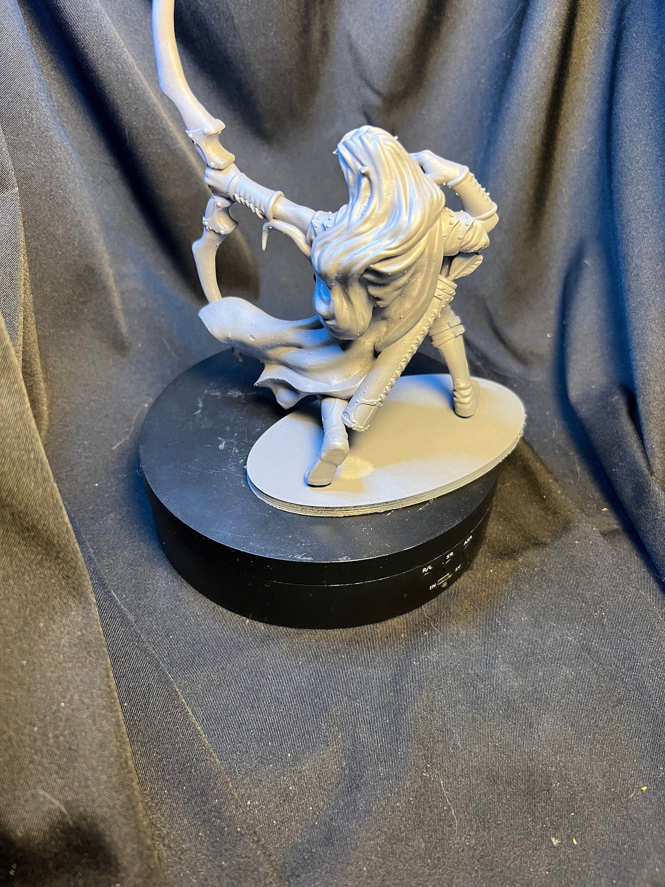 Elf Archer Figure / Ranger Miniature