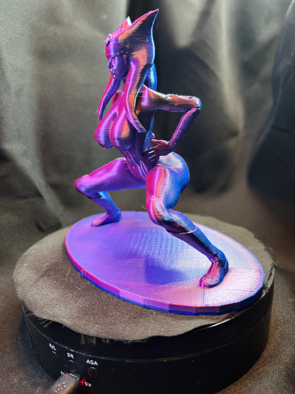 Sexy Alien Fantasy Woman Figurine (Nude)