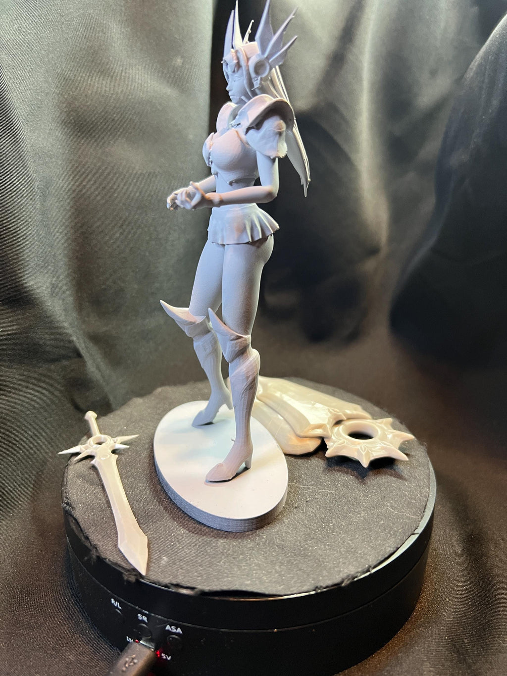 Sexy Knight – Sword and Shield Warrior Figure