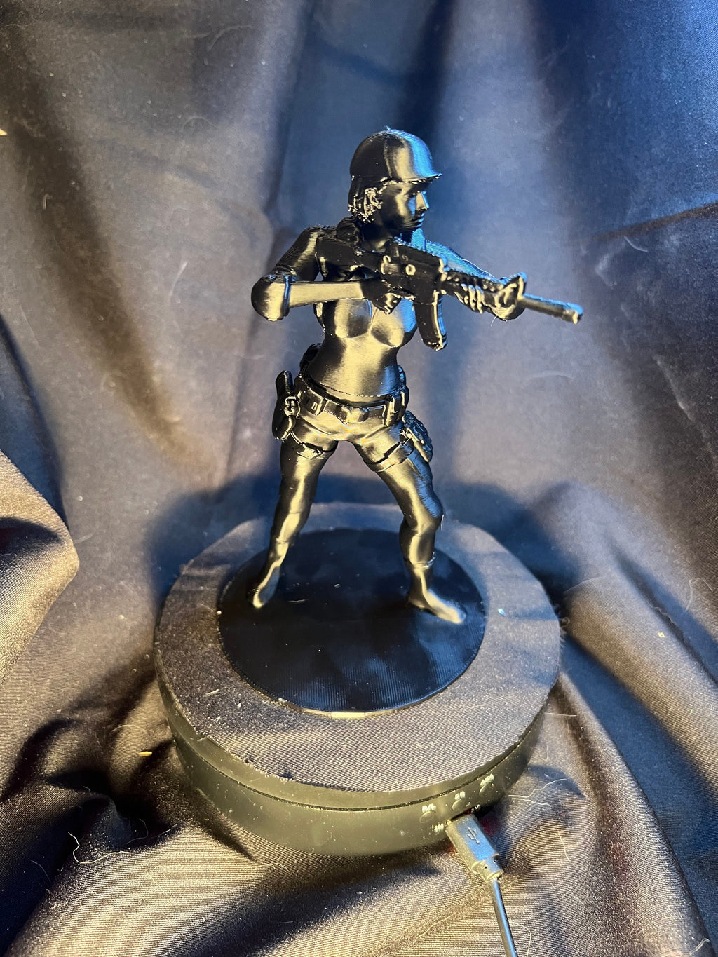 Jill Fighter Figurine / Soldier Woman Figure